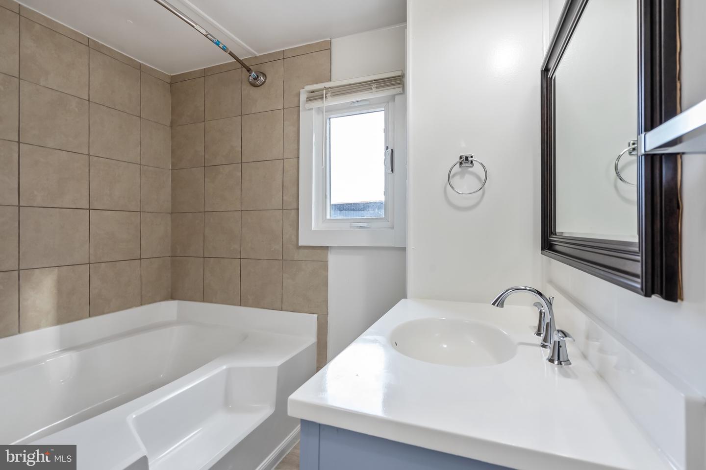 7805 TAYLOE DR #133, MANASSAS, Virginia 20112, 3 Bedrooms Bedrooms, ,2 BathroomsBathrooms,Residential,For sale,7805 TAYLOE DR #133,VAPW2107652 MLS # VAPW2107652