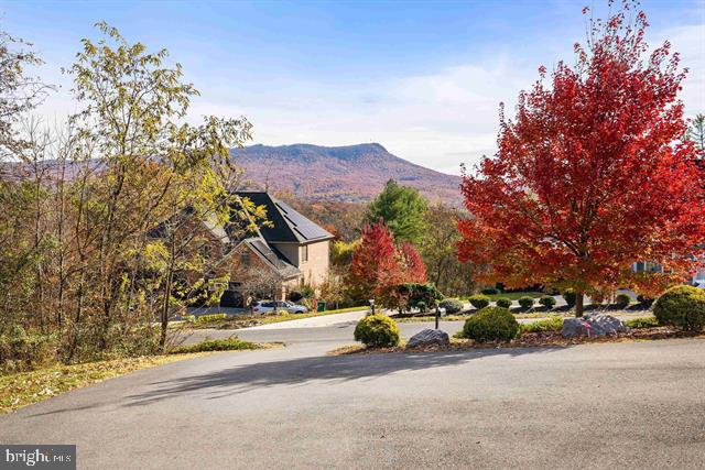 124 STEEPLECHASE DR, PENN LAIRD, Virginia 22846, 5 Bedrooms Bedrooms, ,2 BathroomsBathrooms,Residential,For sale,124 STEEPLECHASE DR,VARO2002726 MLS # VARO2002726 124 STEEPLECHASE DR, PENN LAIRD, Virginia 22846, 5 Bedrooms Bedrooms, ,2 BathroomsBathrooms,Residential,For sale,124 STEEPLECHASE DR,VARO2002726 MLS # VARO2002726