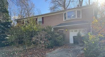 7019 HADLOW DR, SPRINGFIELD, Virginia 22152, 4 Bedrooms Bedrooms, ,3 BathroomsBathrooms,Residential,For sale,7019 HADLOW DR,VAFX2278740 MLS # VAFX2278740