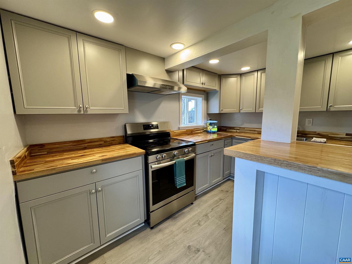 43 NISWANDER RD, STAUNTON, Virginia 24401, 4 Bedrooms Bedrooms, ,2 BathroomsBathrooms,Residential,For sale,43 NISWANDER RD,670985 MLS # 670985