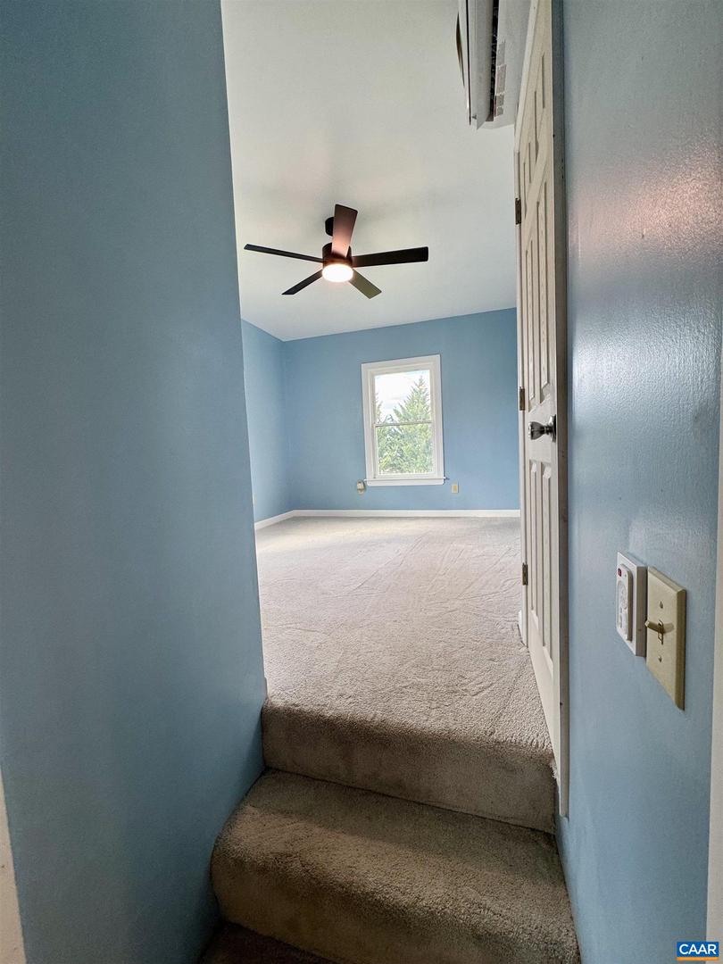 43 NISWANDER RD, STAUNTON, Virginia 24401, 4 Bedrooms Bedrooms, ,2 BathroomsBathrooms,Residential,For sale,43 NISWANDER RD,670985 MLS # 670985