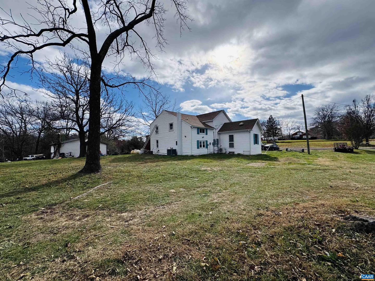 43 NISWANDER RD, STAUNTON, Virginia 24401, 4 Bedrooms Bedrooms, ,2 BathroomsBathrooms,Residential,For sale,43 NISWANDER RD,670985 MLS # 670985