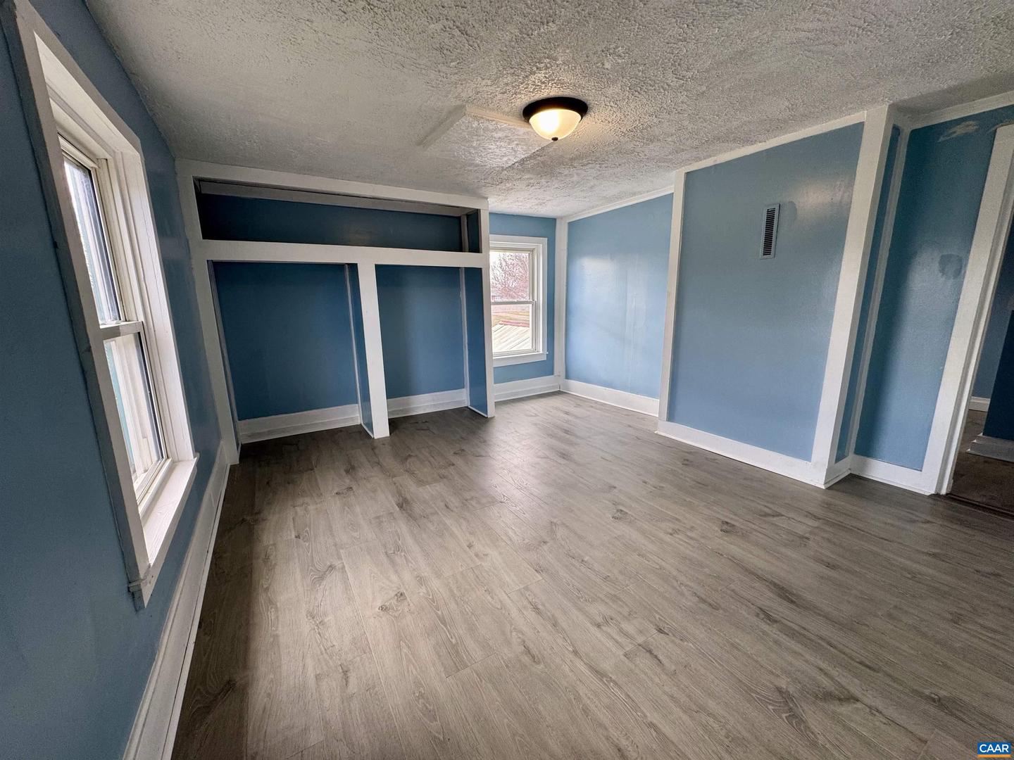 43 NISWANDER RD, STAUNTON, Virginia 24401, 4 Bedrooms Bedrooms, ,2 BathroomsBathrooms,Residential,For sale,43 NISWANDER RD,670985 MLS # 670985