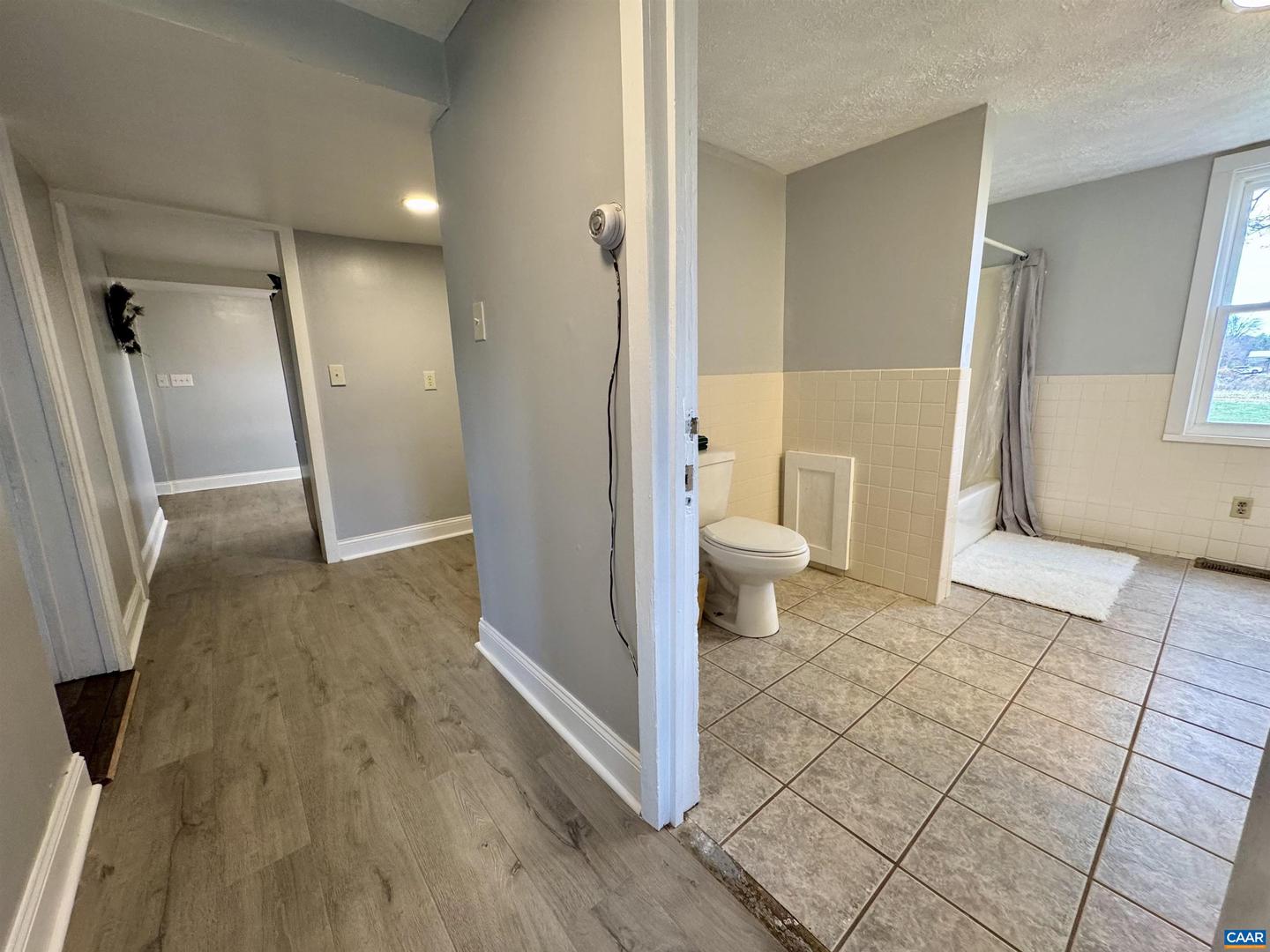 43 NISWANDER RD, STAUNTON, Virginia 24401, 4 Bedrooms Bedrooms, ,2 BathroomsBathrooms,Residential,For sale,43 NISWANDER RD,670985 MLS # 670985