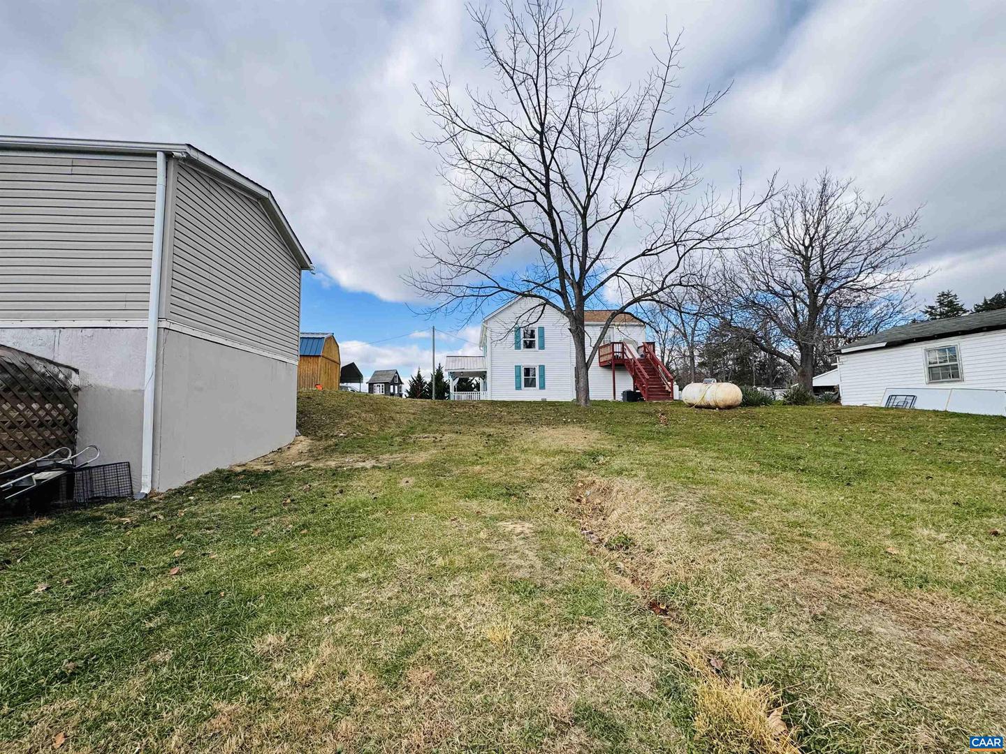 43 NISWANDER RD, STAUNTON, Virginia 24401, 4 Bedrooms Bedrooms, ,2 BathroomsBathrooms,Residential,For sale,43 NISWANDER RD,670985 MLS # 670985