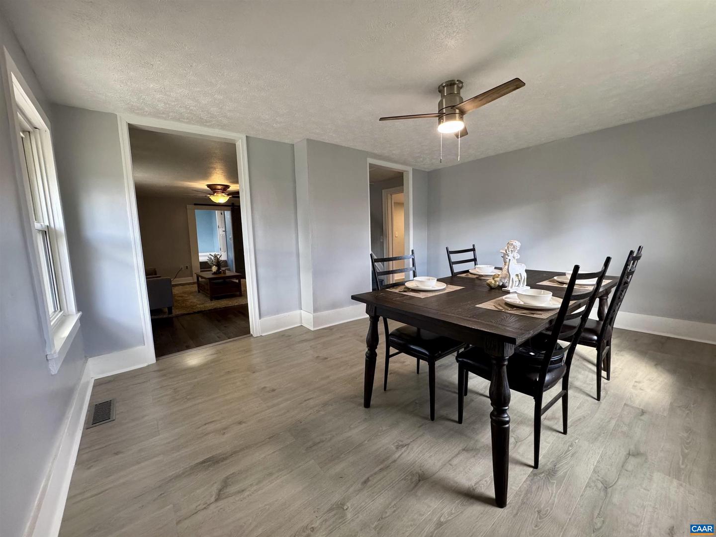 43 NISWANDER RD, STAUNTON, Virginia 24401, 4 Bedrooms Bedrooms, ,2 BathroomsBathrooms,Residential,For sale,43 NISWANDER RD,670985 MLS # 670985