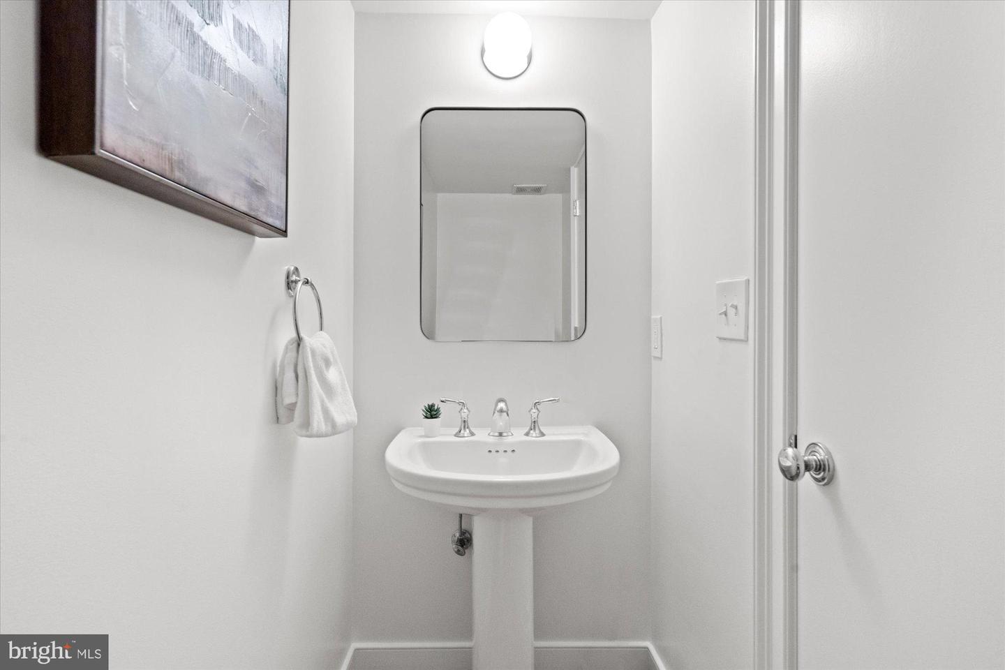 2145 N STREET NW #3, WASHINGTON, District Of Columbia 20037, 2 Bedrooms Bedrooms, 9 Rooms Rooms,2 BathroomsBathrooms,Residential,For sale,2145 N STREET NW #3,DCDC2231438 MLS # DCDC2231438