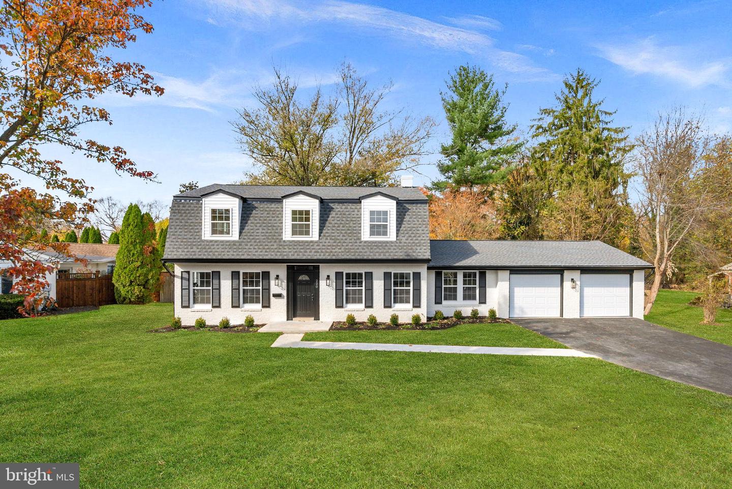 220 NORTH ST NE, LEESBURG, Virginia 20176, 4 Bedrooms Bedrooms, 15 Rooms Rooms,3 BathroomsBathrooms,Residential,For sale,220 NORTH ST NE,VALO2111014 MLS # VALO2111014 220 NORTH ST NE, LEESBURG, Virginia 20176, 4 Bedrooms Bedrooms, 15 Rooms Rooms,3 BathroomsBathrooms,Residential,For sale,220 NORTH ST NE,VALO2111014 MLS # VALO2111014