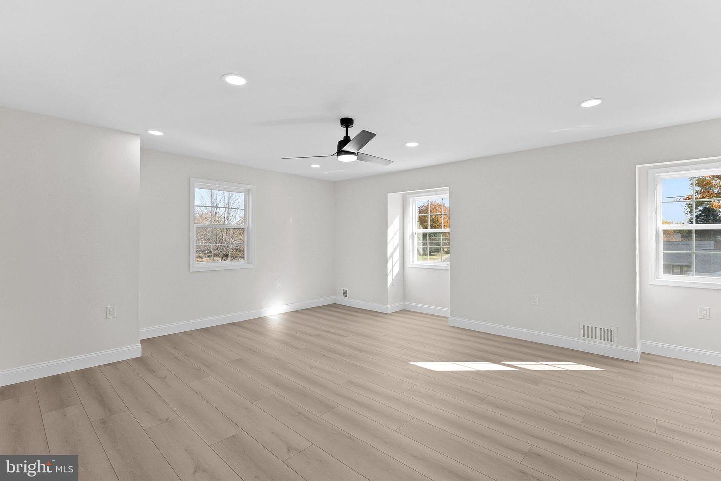 220 NORTH ST NE, LEESBURG, Virginia 20176, 4 Bedrooms Bedrooms, 15 Rooms Rooms,3 BathroomsBathrooms,Residential,For sale,220 NORTH ST NE,VALO2111014 MLS # VALO2111014 220 NORTH ST NE, LEESBURG, Virginia 20176, 4 Bedrooms Bedrooms, 15 Rooms Rooms,3 BathroomsBathrooms,Residential,For sale,220 NORTH ST NE,VALO2111014 MLS # VALO2111014