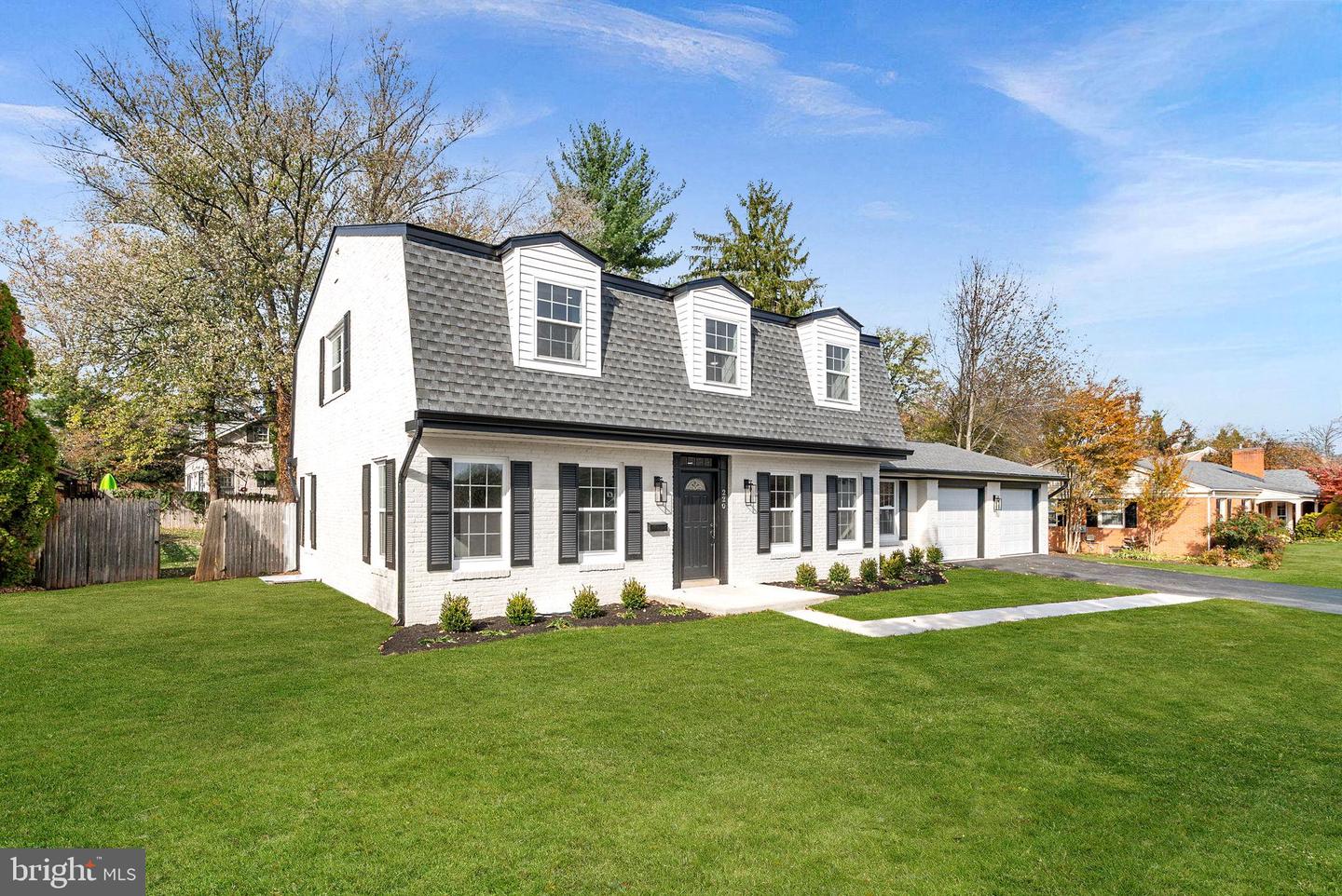 220 NORTH ST NE, LEESBURG, Virginia 20176, 4 Bedrooms Bedrooms, 15 Rooms Rooms,3 BathroomsBathrooms,Residential,For sale,220 NORTH ST NE,VALO2111014 MLS # VALO2111014 220 NORTH ST NE, LEESBURG, Virginia 20176, 4 Bedrooms Bedrooms, 15 Rooms Rooms,3 BathroomsBathrooms,Residential,For sale,220 NORTH ST NE,VALO2111014 MLS # VALO2111014