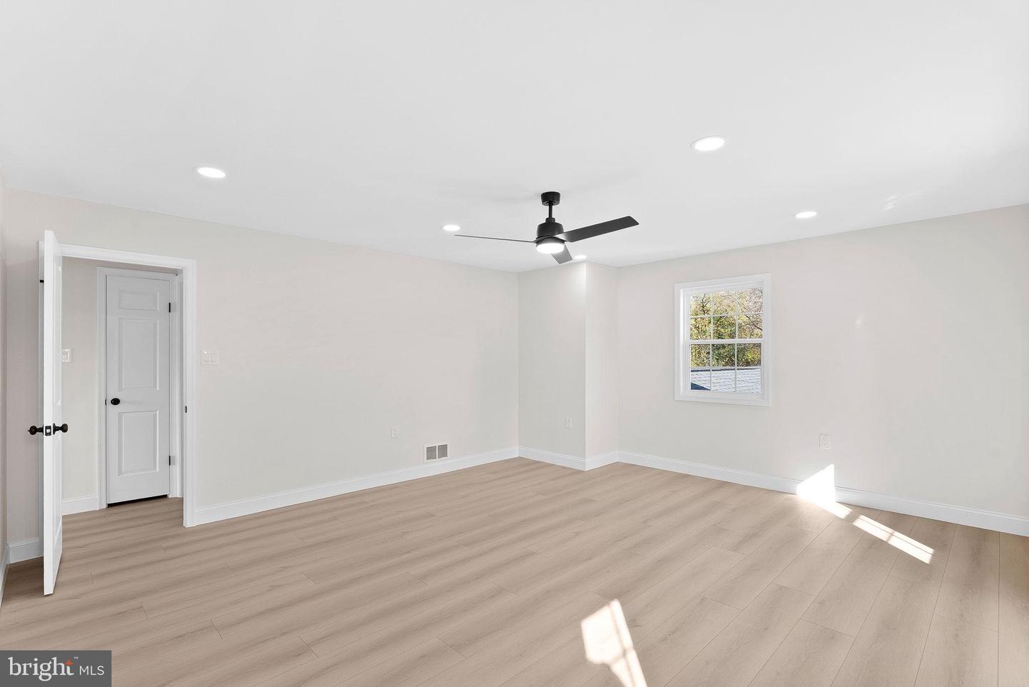 220 NORTH ST NE, LEESBURG, Virginia 20176, 4 Bedrooms Bedrooms, 15 Rooms Rooms,3 BathroomsBathrooms,Residential,For sale,220 NORTH ST NE,VALO2111014 MLS # VALO2111014 220 NORTH ST NE, LEESBURG, Virginia 20176, 4 Bedrooms Bedrooms, 15 Rooms Rooms,3 BathroomsBathrooms,Residential,For sale,220 NORTH ST NE,VALO2111014 MLS # VALO2111014