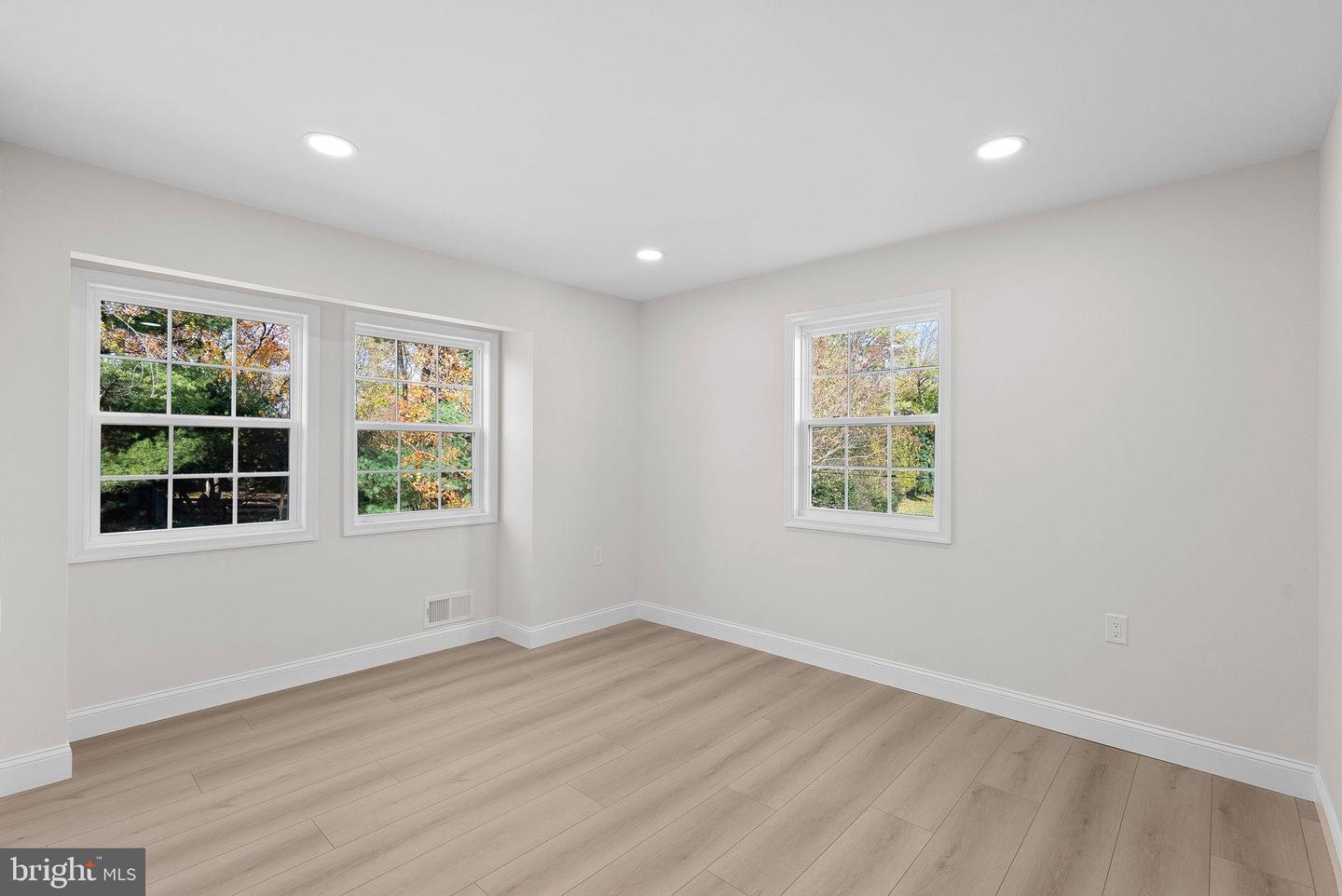 220 NORTH ST NE, LEESBURG, Virginia 20176, 4 Bedrooms Bedrooms, 15 Rooms Rooms,3 BathroomsBathrooms,Residential,For sale,220 NORTH ST NE,VALO2111014 MLS # VALO2111014 220 NORTH ST NE, LEESBURG, Virginia 20176, 4 Bedrooms Bedrooms, 15 Rooms Rooms,3 BathroomsBathrooms,Residential,For sale,220 NORTH ST NE,VALO2111014 MLS # VALO2111014