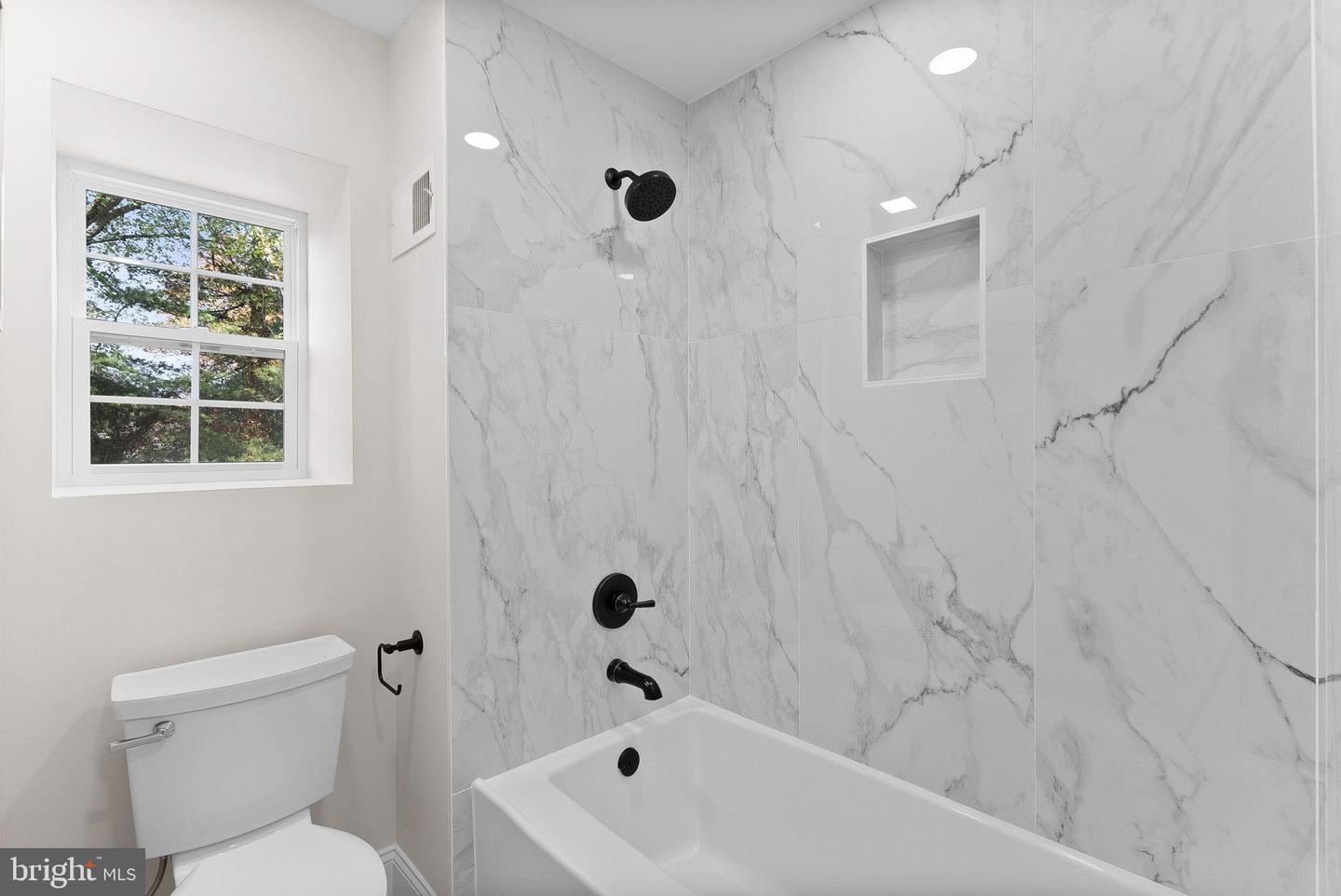 220 NORTH ST NE, LEESBURG, Virginia 20176, 4 Bedrooms Bedrooms, 15 Rooms Rooms,3 BathroomsBathrooms,Residential,For sale,220 NORTH ST NE,VALO2111014 MLS # VALO2111014 220 NORTH ST NE, LEESBURG, Virginia 20176, 4 Bedrooms Bedrooms, 15 Rooms Rooms,3 BathroomsBathrooms,Residential,For sale,220 NORTH ST NE,VALO2111014 MLS # VALO2111014