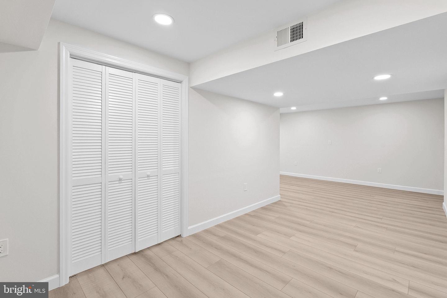 220 NORTH ST NE, LEESBURG, Virginia 20176, 4 Bedrooms Bedrooms, 15 Rooms Rooms,3 BathroomsBathrooms,Residential,For sale,220 NORTH ST NE,VALO2111014 MLS # VALO2111014 220 NORTH ST NE, LEESBURG, Virginia 20176, 4 Bedrooms Bedrooms, 15 Rooms Rooms,3 BathroomsBathrooms,Residential,For sale,220 NORTH ST NE,VALO2111014 MLS # VALO2111014