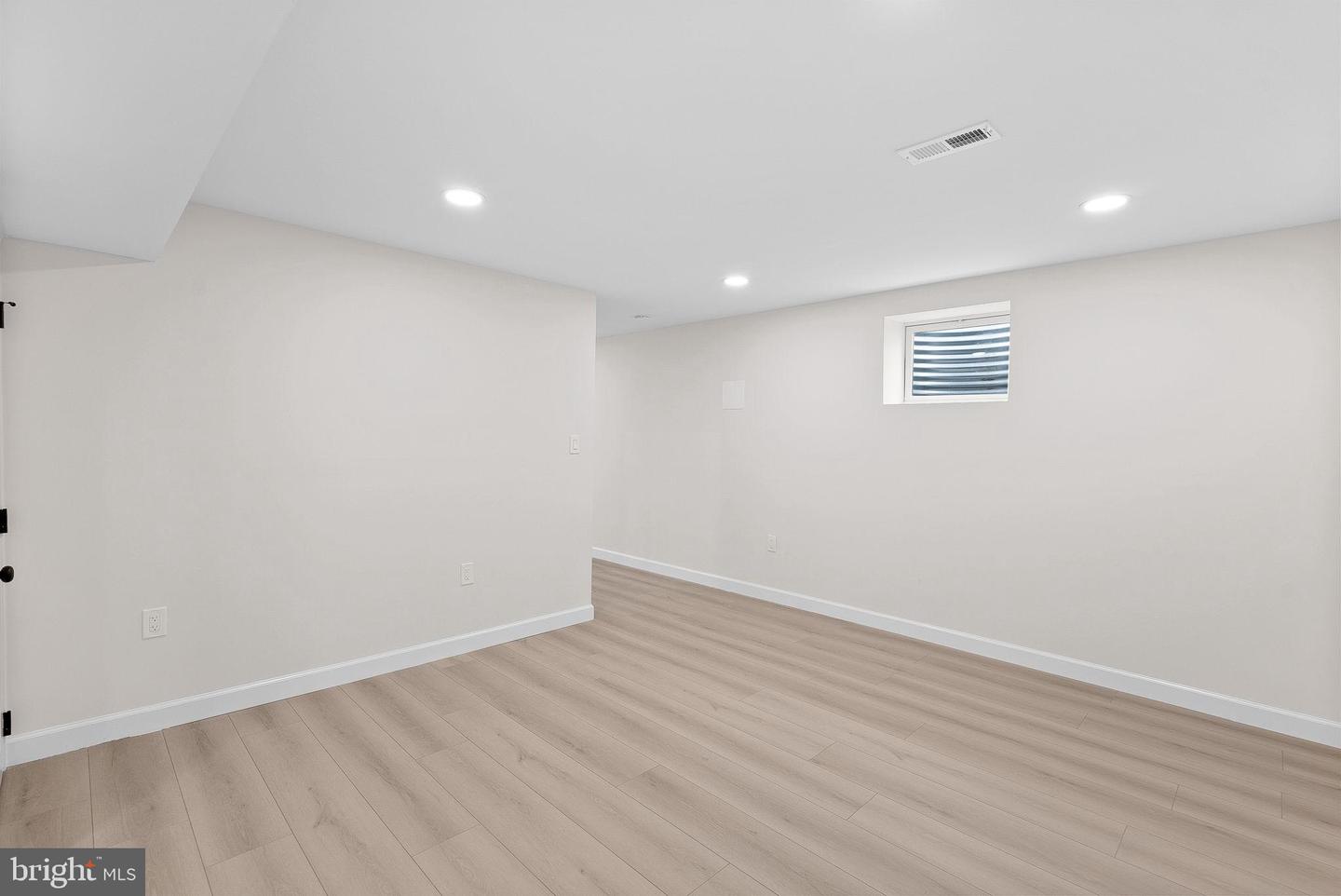 220 NORTH ST NE, LEESBURG, Virginia 20176, 4 Bedrooms Bedrooms, 15 Rooms Rooms,3 BathroomsBathrooms,Residential,For sale,220 NORTH ST NE,VALO2111014 MLS # VALO2111014 220 NORTH ST NE, LEESBURG, Virginia 20176, 4 Bedrooms Bedrooms, 15 Rooms Rooms,3 BathroomsBathrooms,Residential,For sale,220 NORTH ST NE,VALO2111014 MLS # VALO2111014