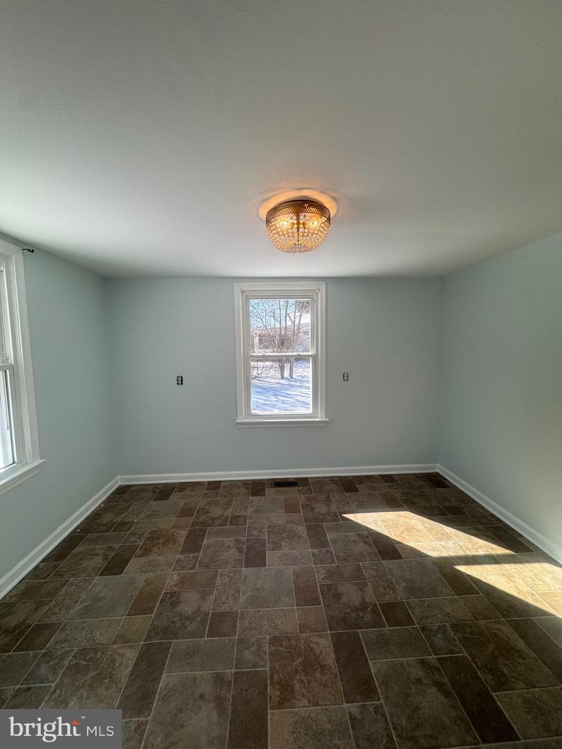 11370 RIDGE RD, KING GEORGE, Virginia 22485, 3 Bedrooms Bedrooms, ,1 BathroomBathrooms,Residential,For sale,11370 RIDGE RD,VAKG2007264 MLS # VAKG2007264 11370 RIDGE RD, KING GEORGE, Virginia 22485, 3 Bedrooms Bedrooms, ,1 BathroomBathrooms,Residential,For sale,11370 RIDGE RD,VAKG2007264 MLS # VAKG2007264