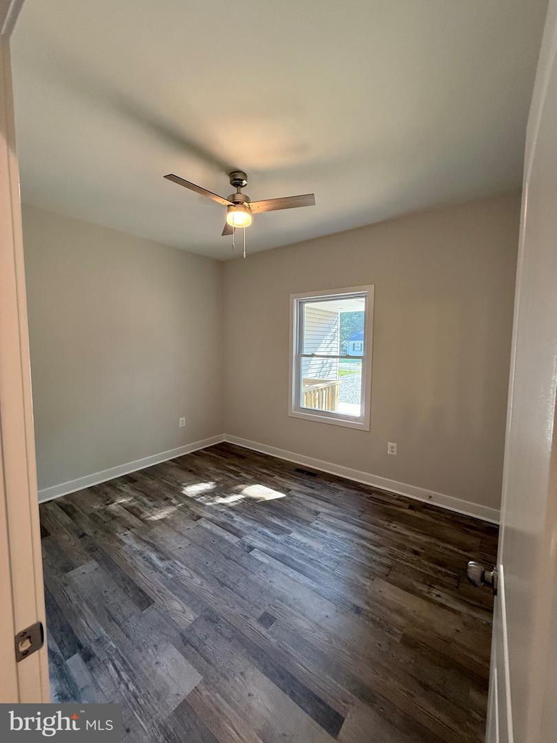 228 DALE DR, COLONIAL BEACH, Virginia 22443, 3 Bedrooms Bedrooms, ,2 BathroomsBathrooms,Residential,For sale,228 DALE DR,VAWE2010096 MLS # VAWE2010096