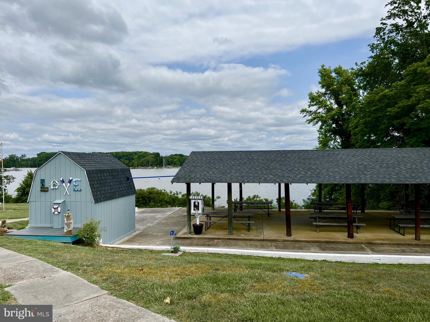 228 DALE DR, COLONIAL BEACH, Virginia 22443, 3 Bedrooms Bedrooms, ,2 BathroomsBathrooms,Residential,For sale,228 DALE DR,VAWE2010096 MLS # VAWE2010096