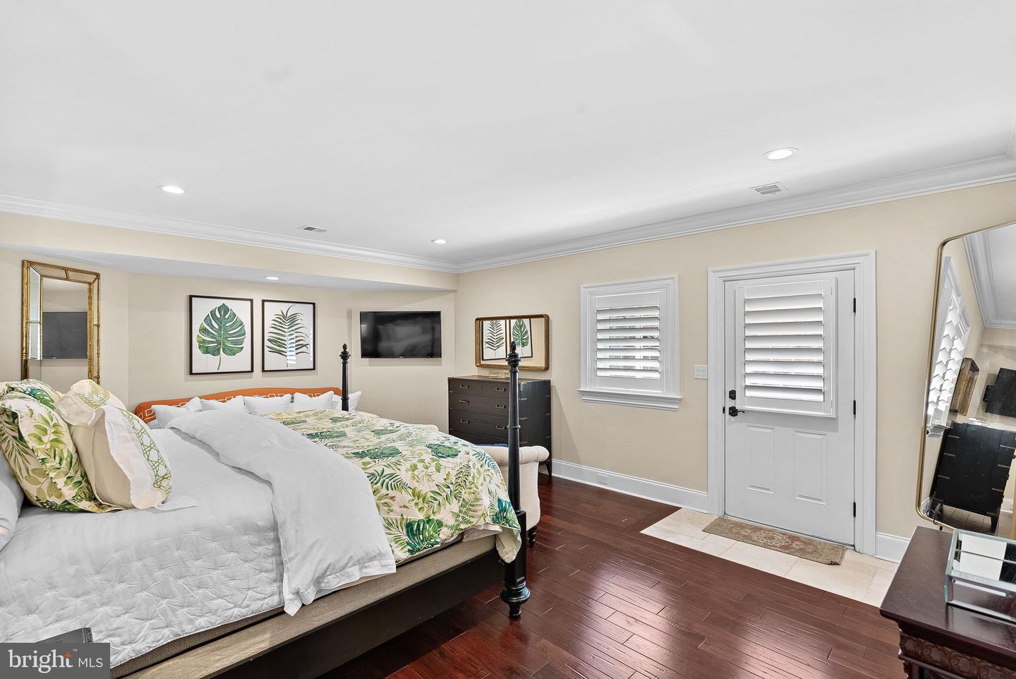 22608 CREIGHTON FARMS DR, LEESBURG, Virginia 20175, 5 Bedrooms Bedrooms, ,6 BathroomsBathrooms,Residential,For sale,22608 CREIGHTON FARMS DR,VALO2111028 MLS # VALO2111028 22608 CREIGHTON FARMS DR, LEESBURG, Virginia 20175, 5 Bedrooms Bedrooms, ,6 BathroomsBathrooms,Residential,For sale,22608 CREIGHTON FARMS DR,VALO2111028 MLS # VALO2111028