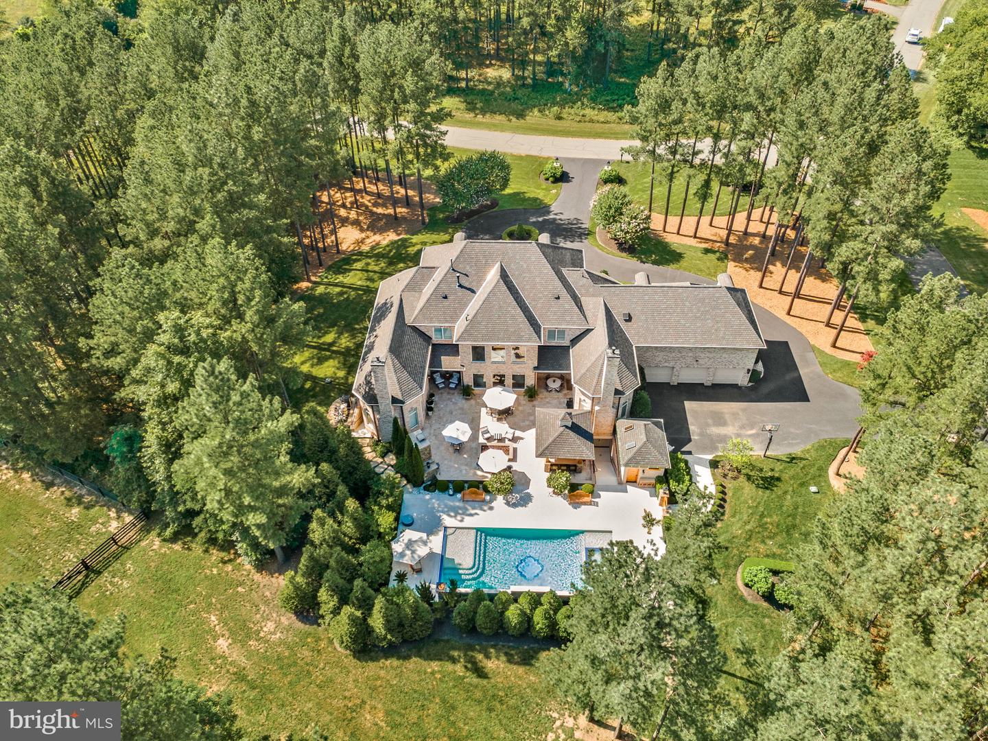 22608 CREIGHTON FARMS DR, LEESBURG, Virginia 20175, 5 Bedrooms Bedrooms, ,6 BathroomsBathrooms,Residential,For sale,22608 CREIGHTON FARMS DR,VALO2111028 MLS # VALO2111028 22608 CREIGHTON FARMS DR, LEESBURG, Virginia 20175, 5 Bedrooms Bedrooms, ,6 BathroomsBathrooms,Residential,For sale,22608 CREIGHTON FARMS DR,VALO2111028 MLS # VALO2111028