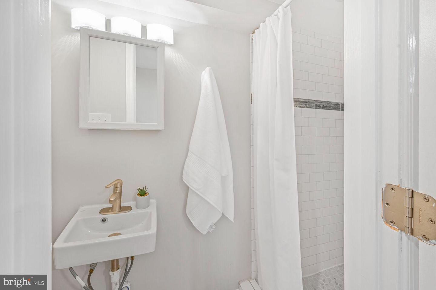 1459 MORRIS RD SE, WASHINGTON, District Of Columbia 20020, 3 Bedrooms Bedrooms, ,2 BathroomsBathrooms,Residential,For sale,1459 MORRIS RD SE,DCDC2200650 MLS # DCDC2200650