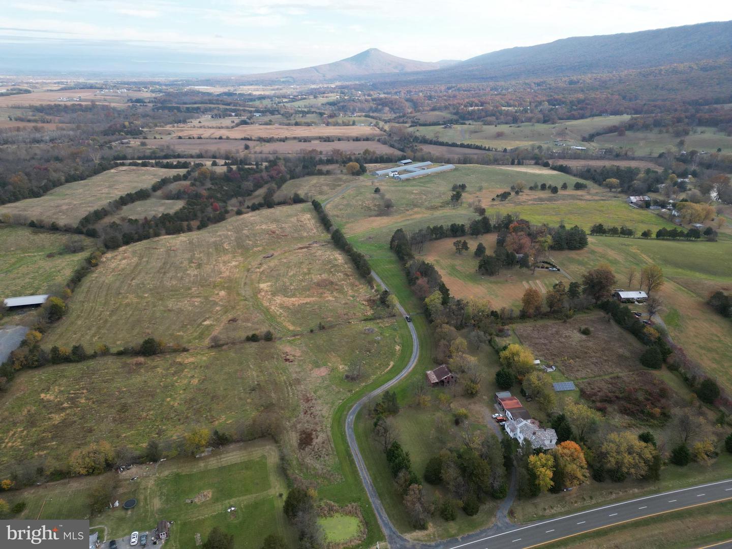 499 E LEE HWY, NEW MARKET, Virginia 22844, ,Farm,For sale,499 E LEE HWY,VASH2012988 MLS # VASH2012988 499 E LEE HWY, NEW MARKET, Virginia 22844, ,Farm,For sale,499 E LEE HWY,VASH2012988 MLS # VASH2012988