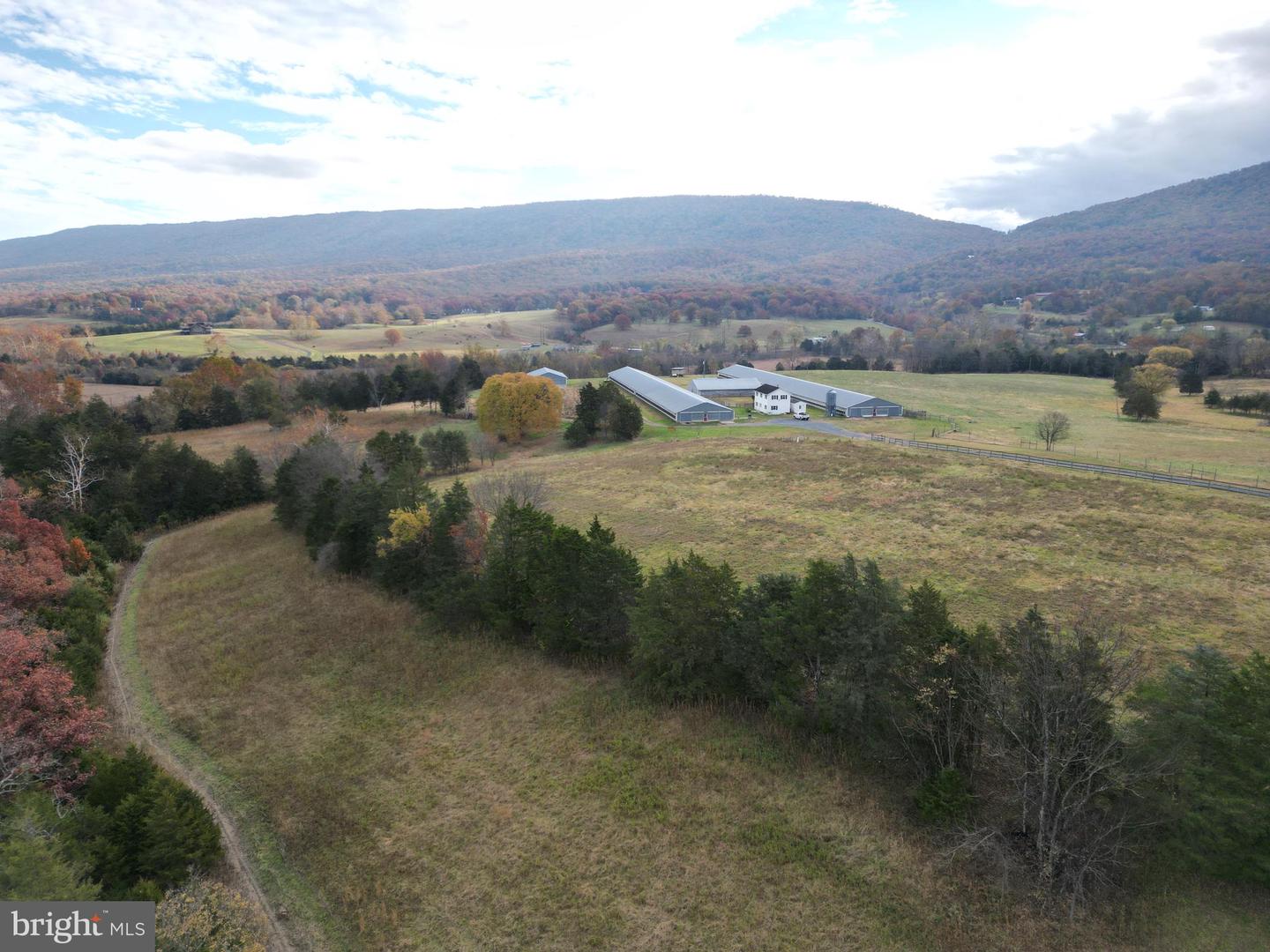 499 E LEE HWY, NEW MARKET, Virginia 22844, ,Farm,For sale,499 E LEE HWY,VASH2012988 MLS # VASH2012988 499 E LEE HWY, NEW MARKET, Virginia 22844, ,Farm,For sale,499 E LEE HWY,VASH2012988 MLS # VASH2012988