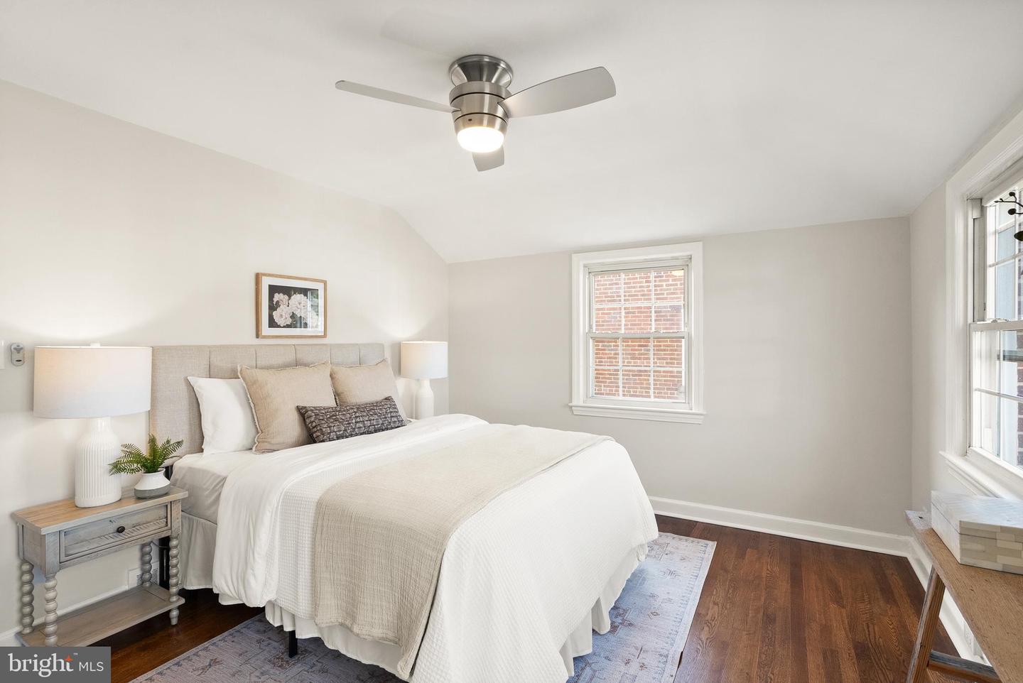 3726 3RD ST S, ARLINGTON, Virginia 22204, 2 Bedrooms Bedrooms, ,1 BathroomBathrooms,Residential,For sale,3726 3RD ST S,VAAR2063178 MLS # VAAR2063178