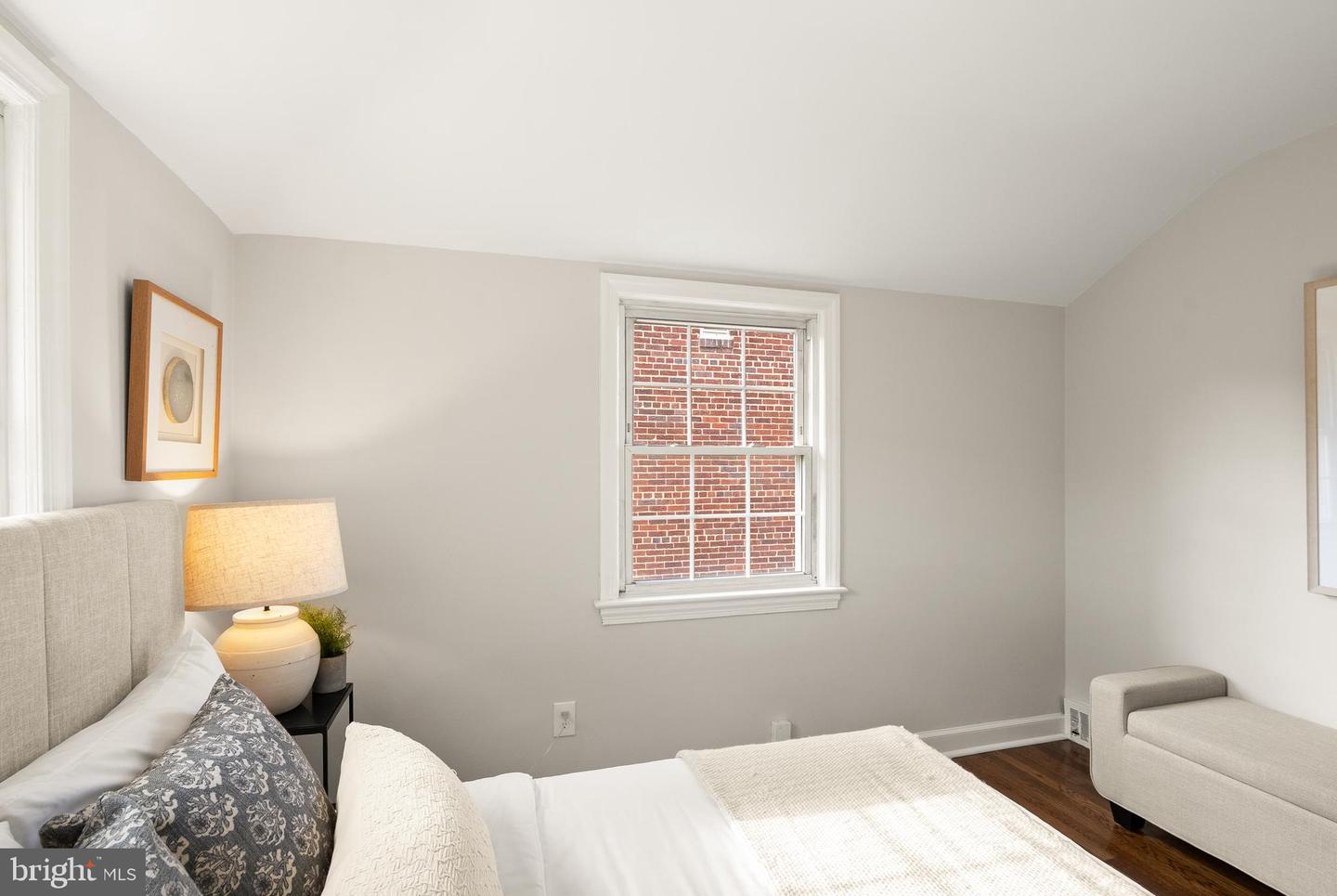 3726 3RD ST S, ARLINGTON, Virginia 22204, 2 Bedrooms Bedrooms, ,1 BathroomBathrooms,Residential,For sale,3726 3RD ST S,VAAR2063178 MLS # VAAR2063178