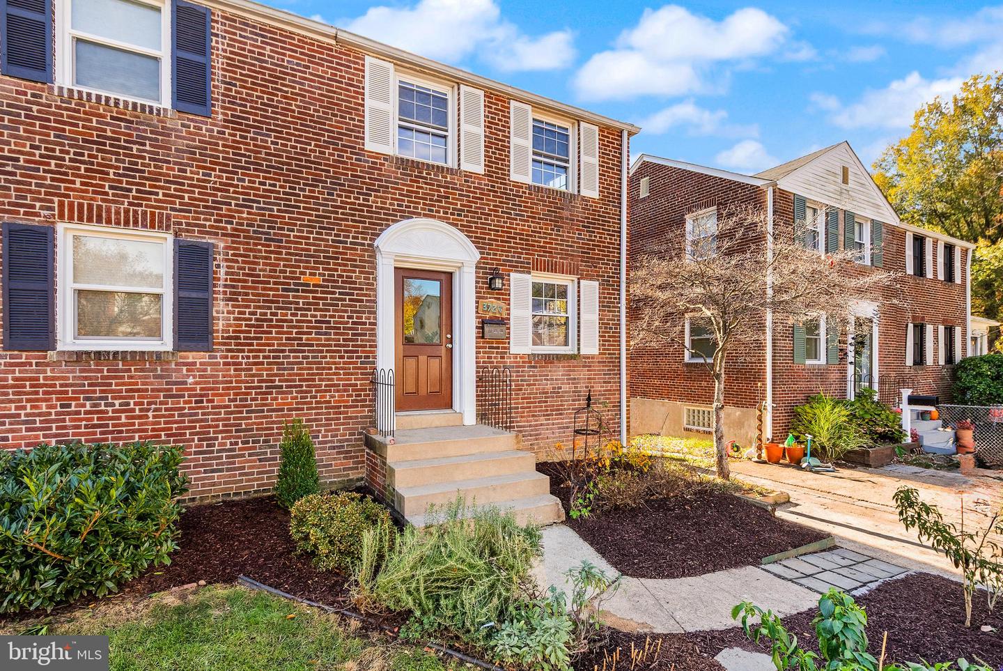 3726 3RD ST S, ARLINGTON, Virginia 22204, 2 Bedrooms Bedrooms, ,1 BathroomBathrooms,Residential,For sale,3726 3RD ST S,VAAR2063178 MLS # VAAR2063178