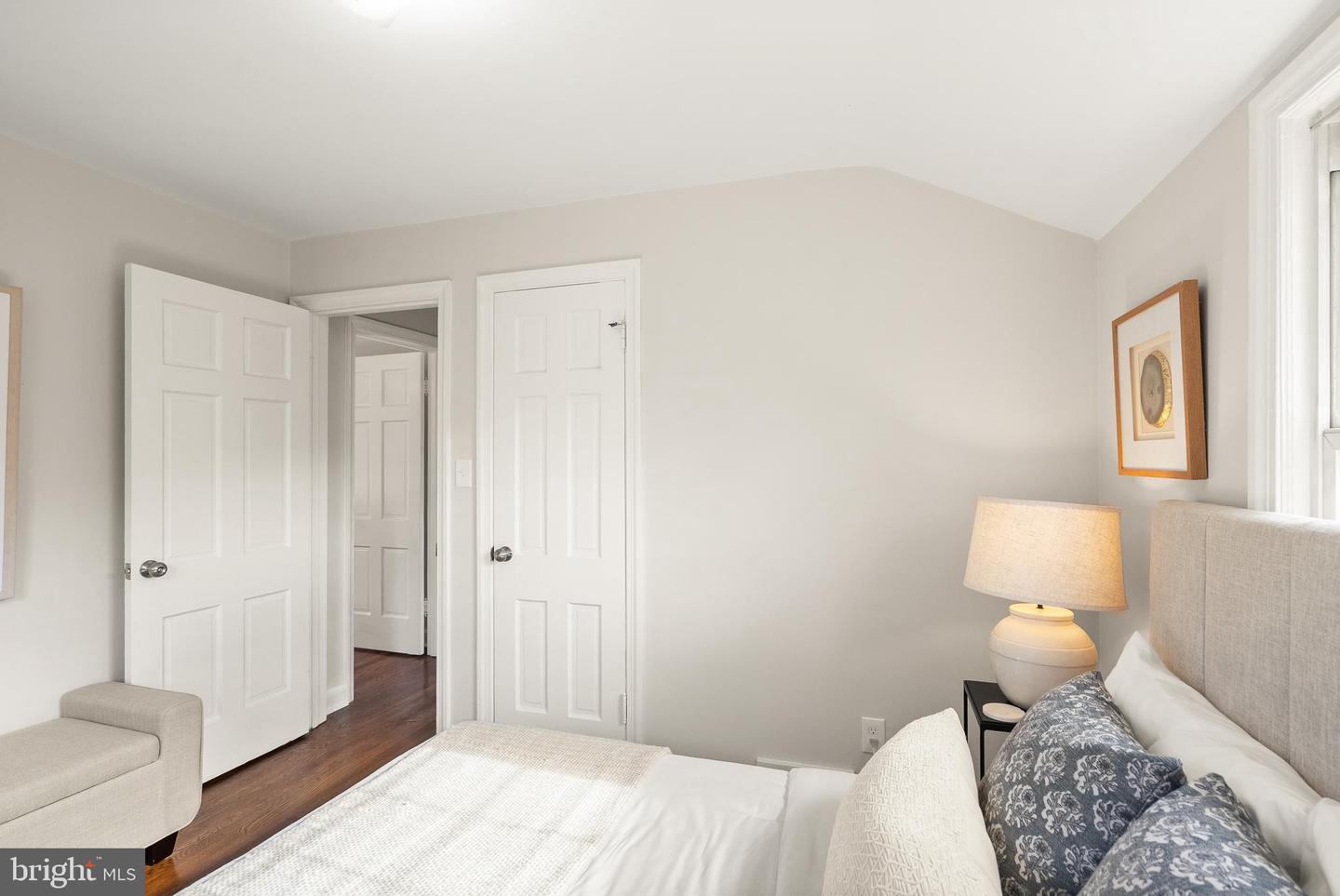 3726 3RD ST S, ARLINGTON, Virginia 22204, 2 Bedrooms Bedrooms, ,1 BathroomBathrooms,Residential,For sale,3726 3RD ST S,VAAR2063178 MLS # VAAR2063178