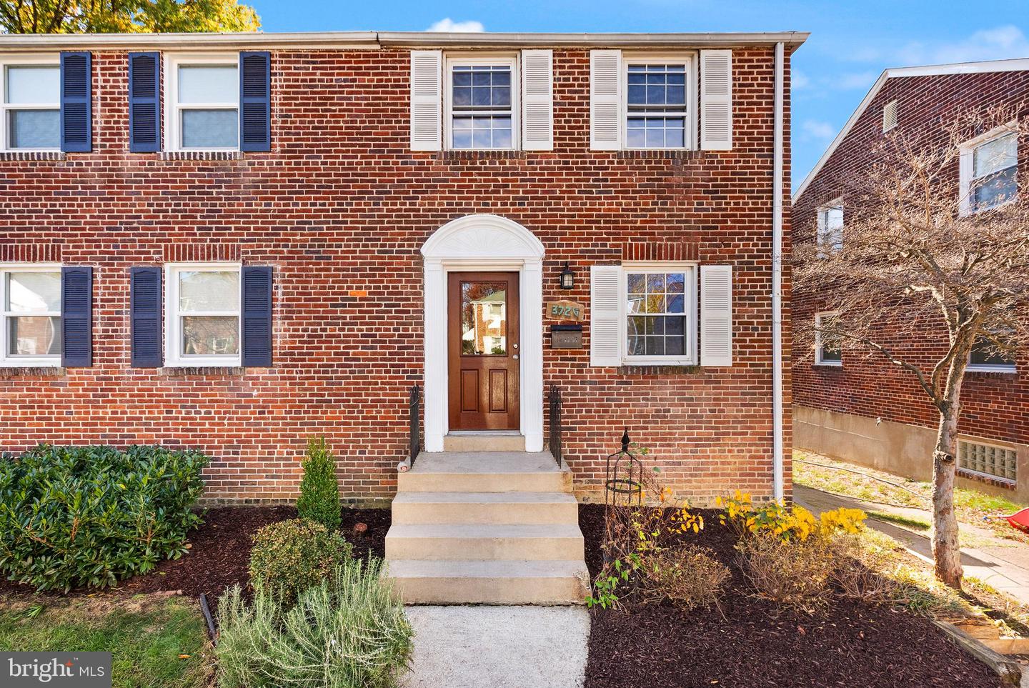 3726 3RD ST S, ARLINGTON, Virginia 22204, 2 Bedrooms Bedrooms, ,1 BathroomBathrooms,Residential,For sale,3726 3RD ST S,VAAR2063178 MLS # VAAR2063178