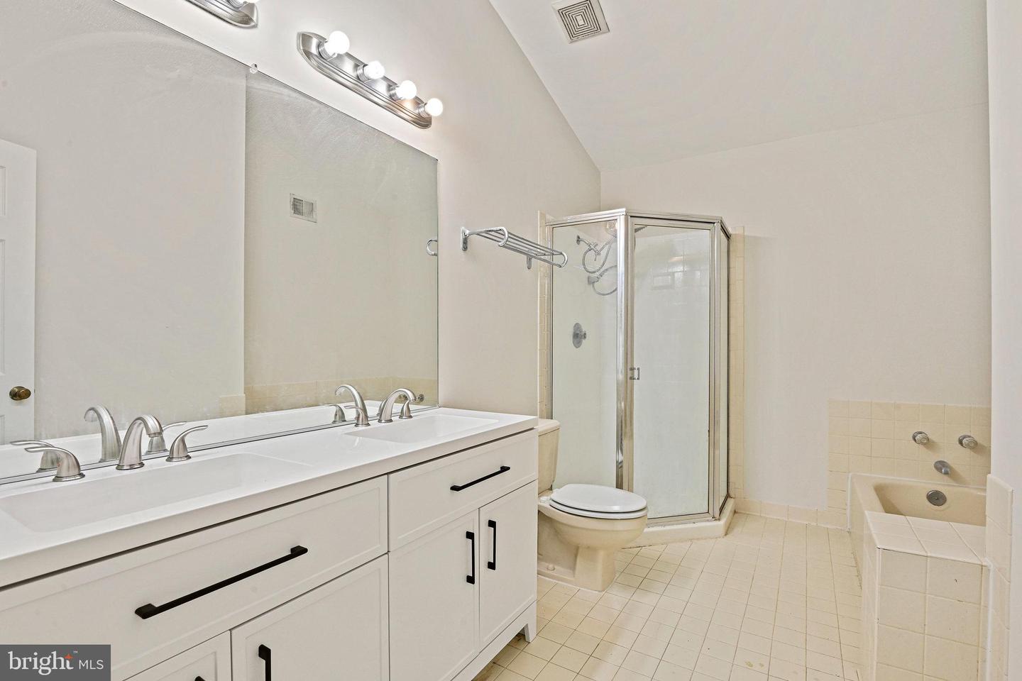 44027 GALA CIR, ASHBURN, Virginia 20147, 3 Bedrooms Bedrooms, ,3 BathroomsBathrooms,Residential,For sale,44027 GALA CIR,VALO2107486 MLS # VALO2107486 44027 GALA CIR, ASHBURN, Virginia 20147, 3 Bedrooms Bedrooms, ,3 BathroomsBathrooms,Residential,For sale,44027 GALA CIR,VALO2107486 MLS # VALO2107486