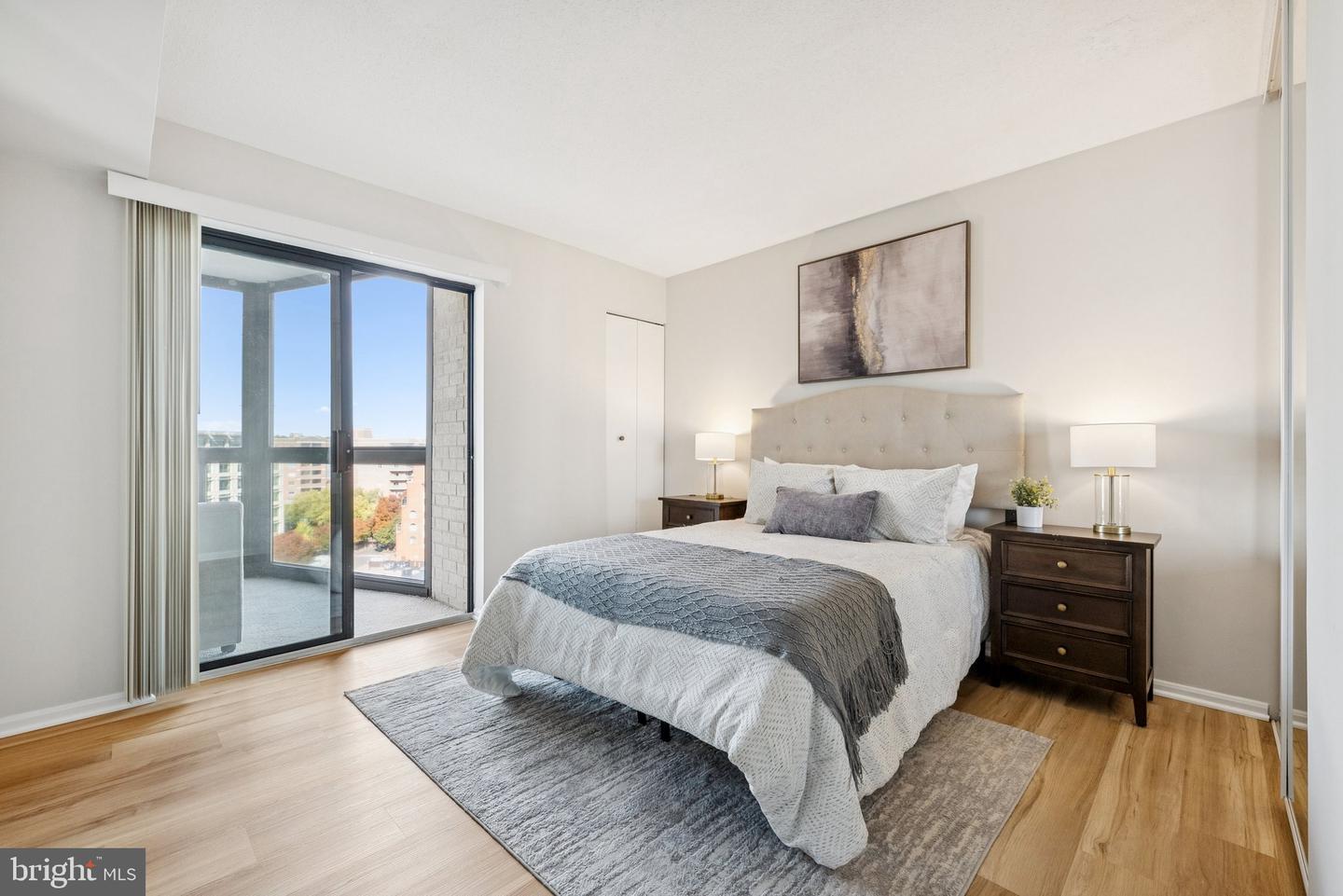 900 N STAFFORD ST #915, ARLINGTON, Virginia 22203, 2 Bedrooms Bedrooms, ,2 BathroomsBathrooms,Residential,For sale,900 N STAFFORD ST #915,VAAR2064150 MLS # VAAR2064150