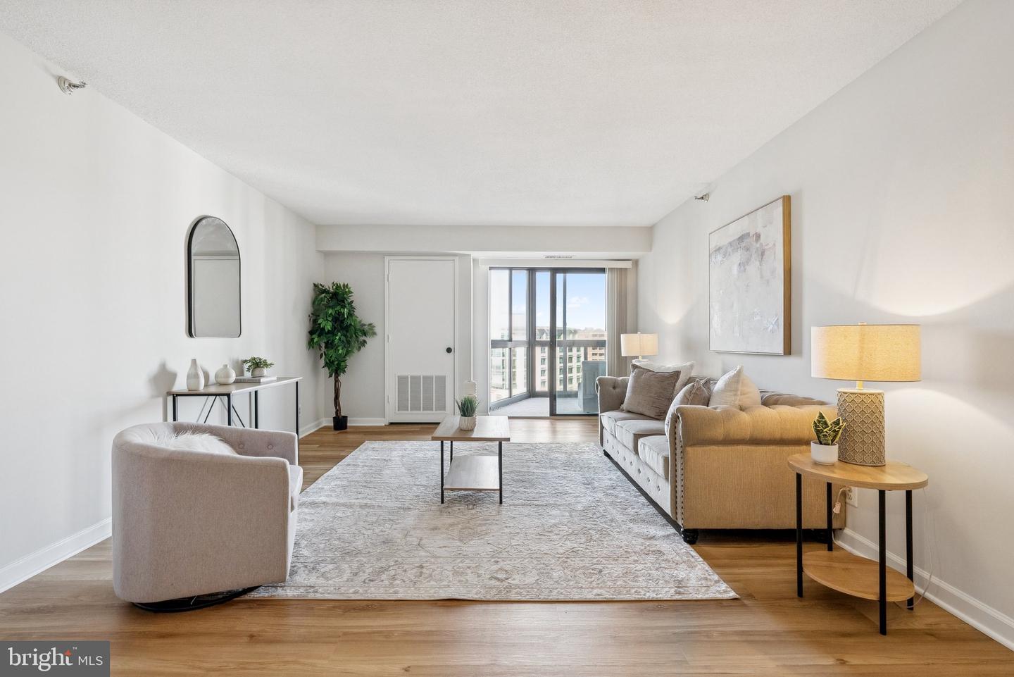 900 N STAFFORD ST #915, ARLINGTON, Virginia 22203, 2 Bedrooms Bedrooms, ,2 BathroomsBathrooms,Residential,For sale,900 N STAFFORD ST #915,VAAR2064150 MLS # VAAR2064150