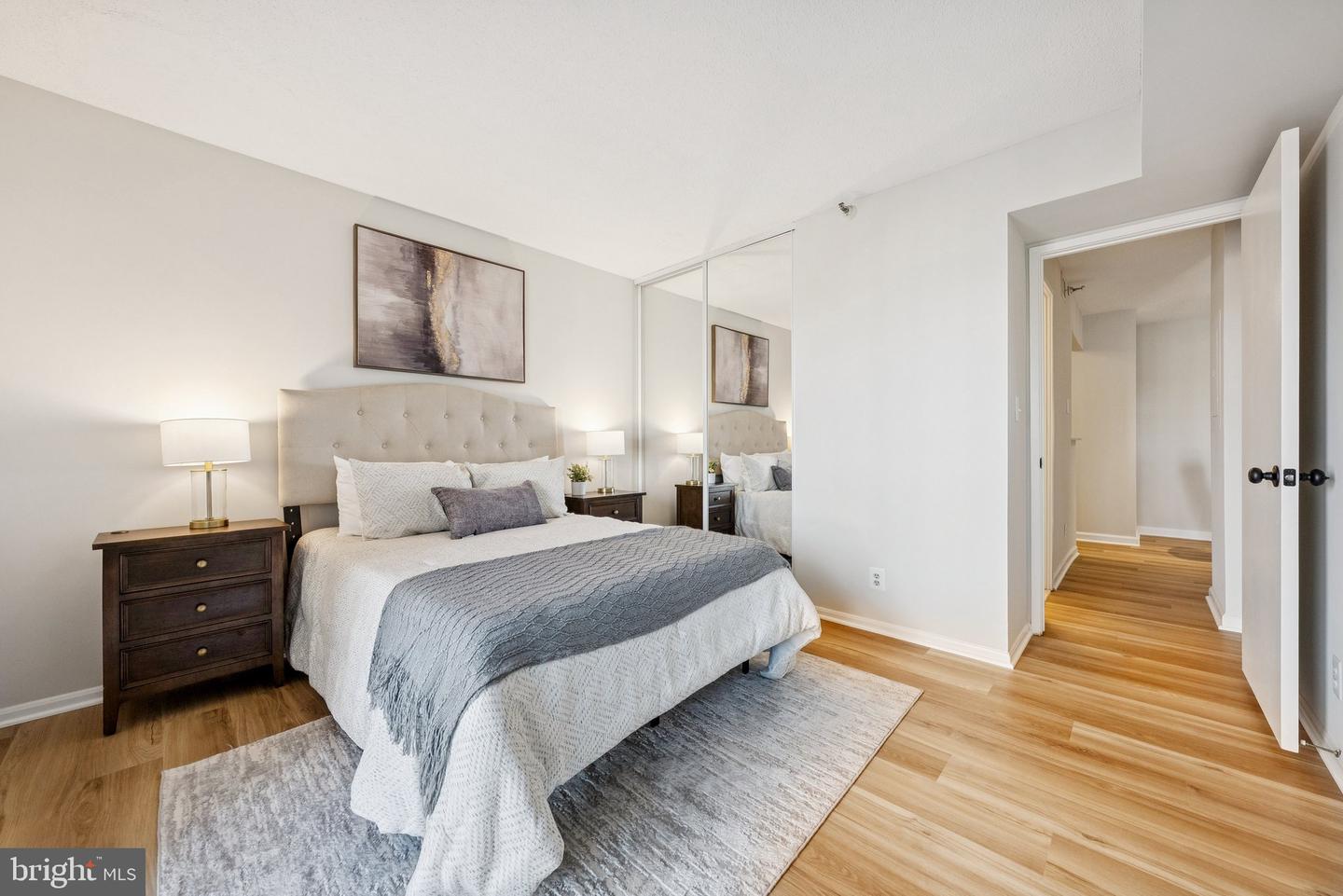 900 N STAFFORD ST #915, ARLINGTON, Virginia 22203, 2 Bedrooms Bedrooms, ,2 BathroomsBathrooms,Residential,For sale,900 N STAFFORD ST #915,VAAR2064150 MLS # VAAR2064150