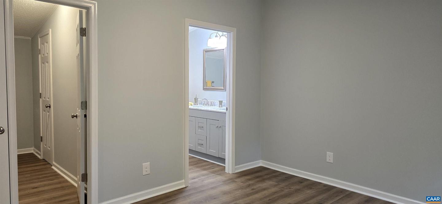 599 BEALS LN, SCOTTSVILLE, Virginia 24590, 4 Bedrooms Bedrooms, ,2 BathroomsBathrooms,Residential,For sale,599 BEALS LN,669605 MLS # 669605 599 BEALS LN, SCOTTSVILLE, Virginia 24590, 4 Bedrooms Bedrooms, ,2 BathroomsBathrooms,Residential,For sale,599 BEALS LN,669605 MLS # 669605