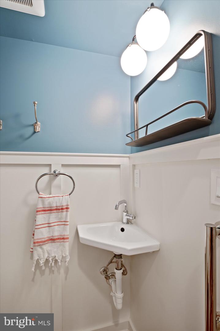 1355 CONSTITUTION AVE NE, WASHINGTON, District Of Columbia 20002, 3 Bedrooms Bedrooms, ,1 BathroomBathrooms,Residential,For sale,1355 CONSTITUTION AVE NE,DCDC2225370 MLS # DCDC2225370