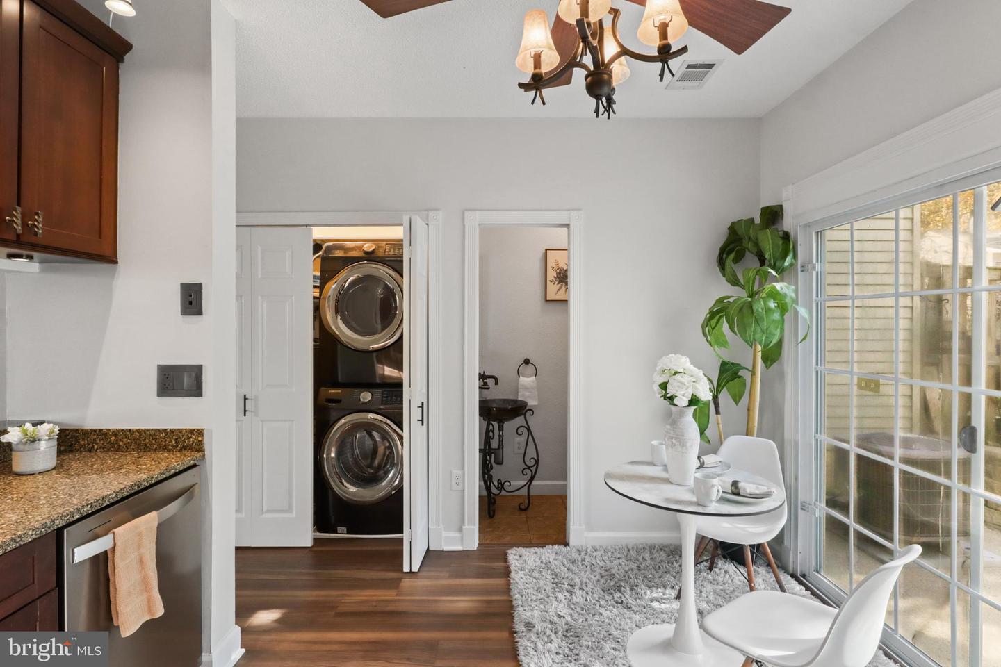 7250 PARSONS CT, ALEXANDRIA, Virginia 22306, 2 Bedrooms Bedrooms, ,1 BathroomBathrooms,Residential,For sale,7250 PARSONS CT,VAFX2273058 MLS # VAFX2273058