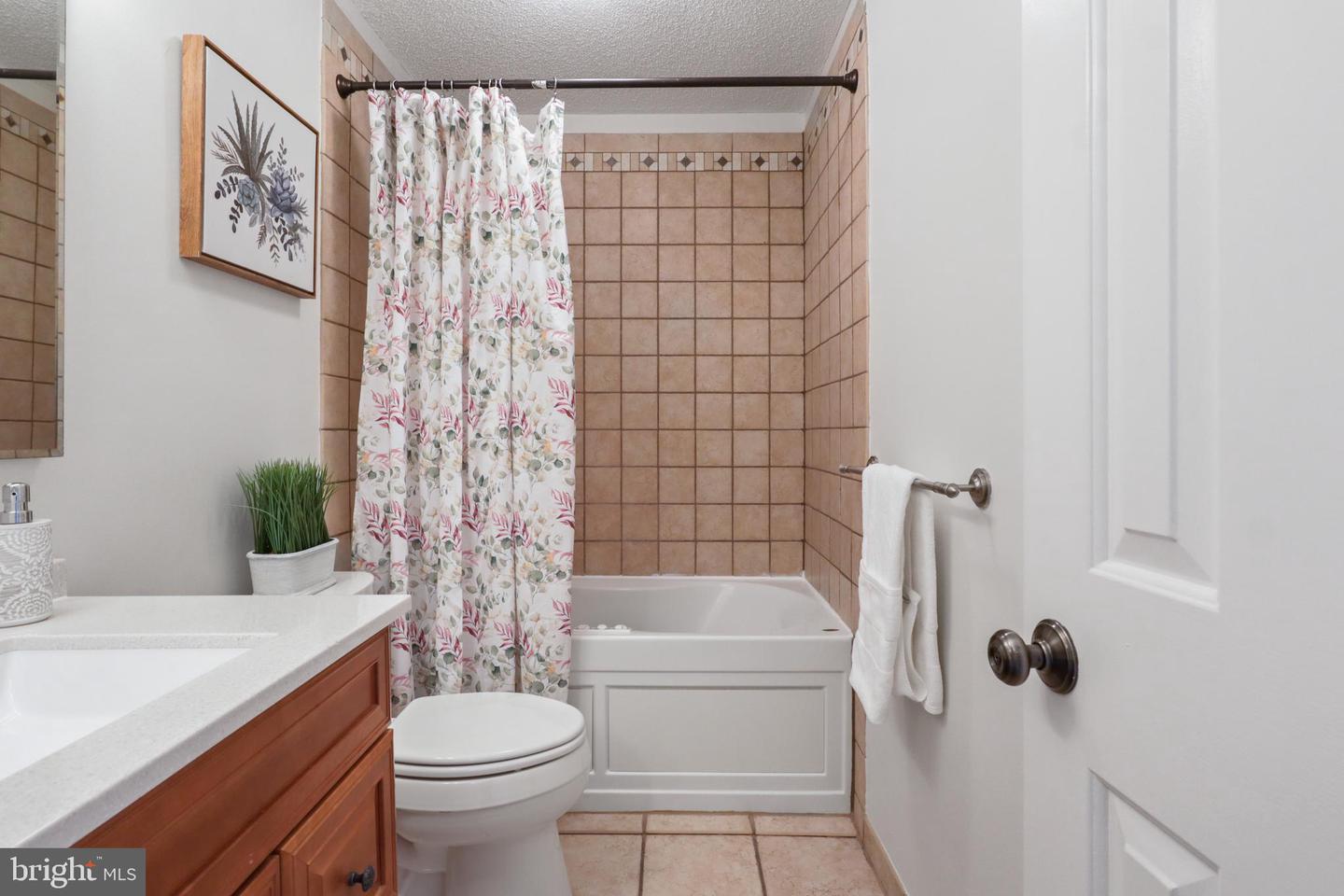 7250 PARSONS CT, ALEXANDRIA, Virginia 22306, 2 Bedrooms Bedrooms, ,1 BathroomBathrooms,Residential,For sale,7250 PARSONS CT,VAFX2273058 MLS # VAFX2273058