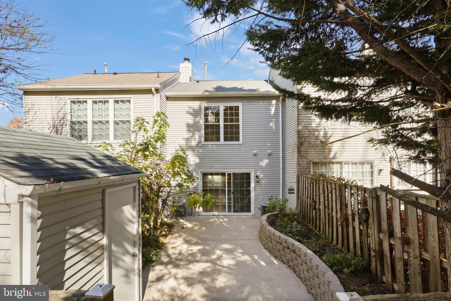 7250 PARSONS CT, ALEXANDRIA, Virginia 22306, 2 Bedrooms Bedrooms, ,1 BathroomBathrooms,Residential,For sale,7250 PARSONS CT,VAFX2273058 MLS # VAFX2273058