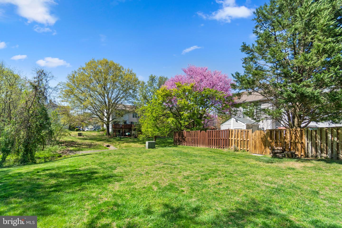 7250 PARSONS CT, ALEXANDRIA, Virginia 22306, 2 Bedrooms Bedrooms, ,1 BathroomBathrooms,Residential,For sale,7250 PARSONS CT,VAFX2273058 MLS # VAFX2273058