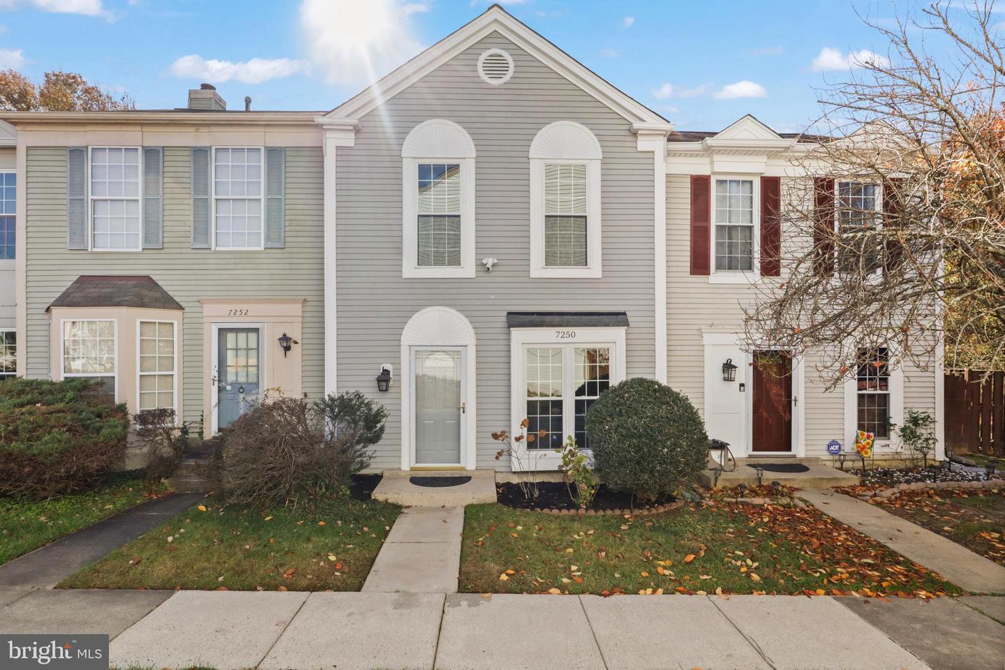 7250 PARSONS CT, ALEXANDRIA, Virginia 22306, 2 Bedrooms Bedrooms, ,1 BathroomBathrooms,Residential,For sale,7250 PARSONS CT,VAFX2273058 MLS # VAFX2273058