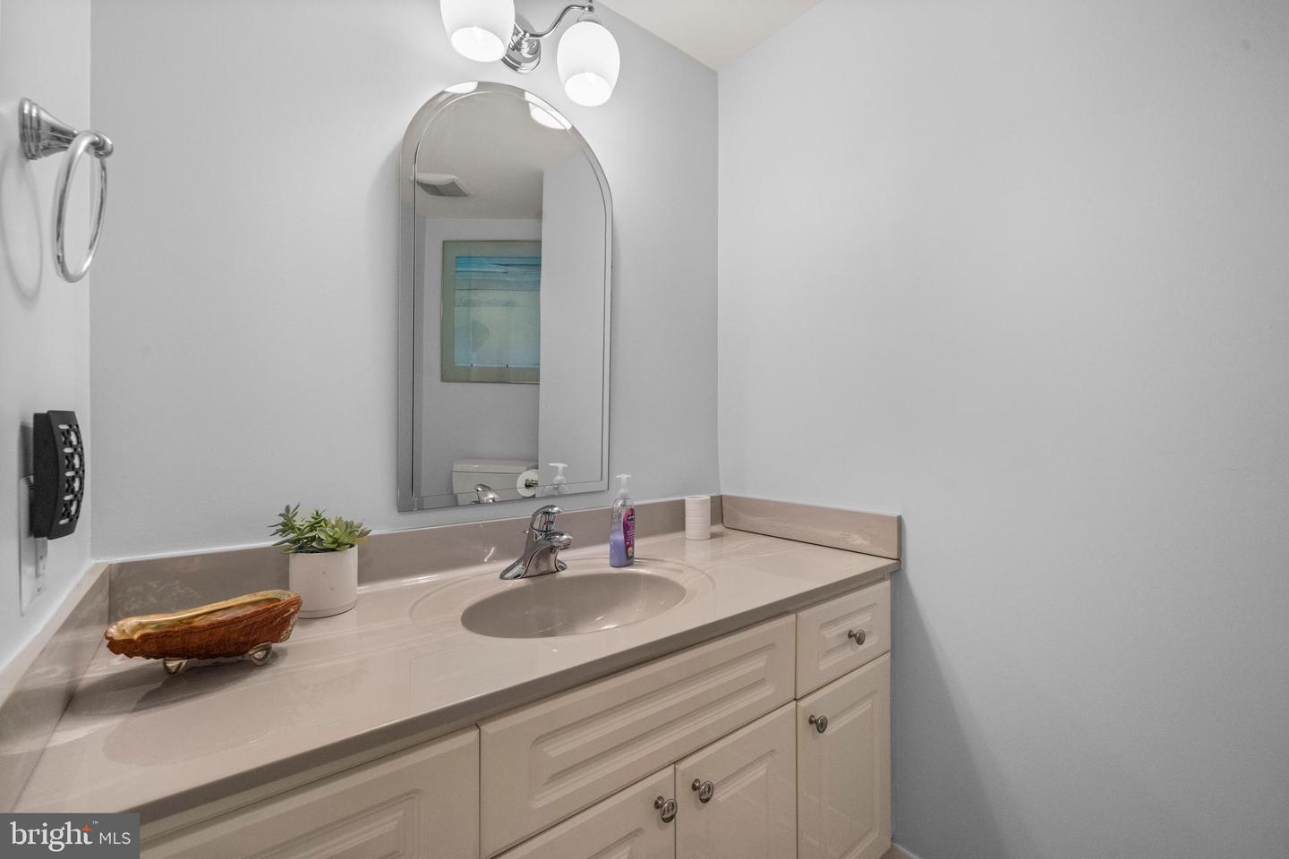 2121 JAMIESON AVE #609, ALEXANDRIA, Virginia 22314, 2 Bedrooms Bedrooms, ,2 BathroomsBathrooms,Residential,For sale,2121 JAMIESON AVE #609,VAAX2050628 MLS # VAAX2050628 2121 JAMIESON AVE #609, ALEXANDRIA, Virginia 22314, 2 Bedrooms Bedrooms, ,2 BathroomsBathrooms,Residential,For sale,2121 JAMIESON AVE #609,VAAX2050628 MLS # VAAX2050628