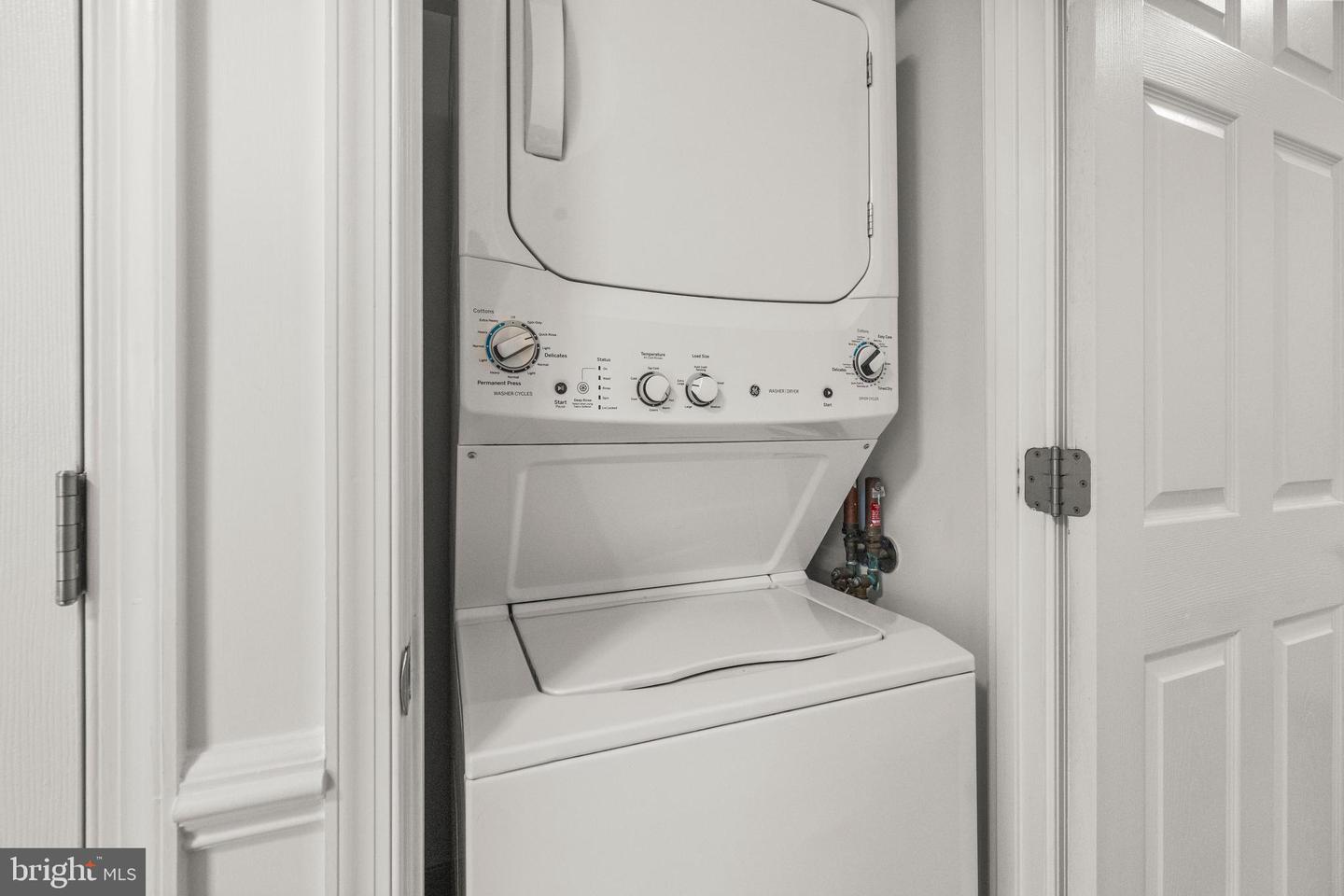 2121 JAMIESON AVE #609, ALEXANDRIA, Virginia 22314, 2 Bedrooms Bedrooms, ,2 BathroomsBathrooms,Residential,For sale,2121 JAMIESON AVE #609,VAAX2050628 MLS # VAAX2050628 2121 JAMIESON AVE #609, ALEXANDRIA, Virginia 22314, 2 Bedrooms Bedrooms, ,2 BathroomsBathrooms,Residential,For sale,2121 JAMIESON AVE #609,VAAX2050628 MLS # VAAX2050628