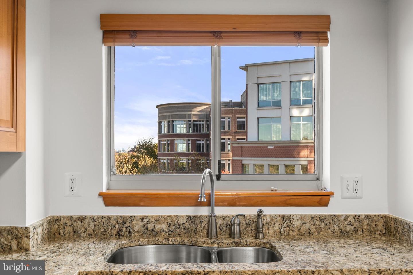 2121 JAMIESON AVE #609, ALEXANDRIA, Virginia 22314, 2 Bedrooms Bedrooms, ,2 BathroomsBathrooms,Residential,For sale,2121 JAMIESON AVE #609,VAAX2050628 MLS # VAAX2050628 2121 JAMIESON AVE #609, ALEXANDRIA, Virginia 22314, 2 Bedrooms Bedrooms, ,2 BathroomsBathrooms,Residential,For sale,2121 JAMIESON AVE #609,VAAX2050628 MLS # VAAX2050628