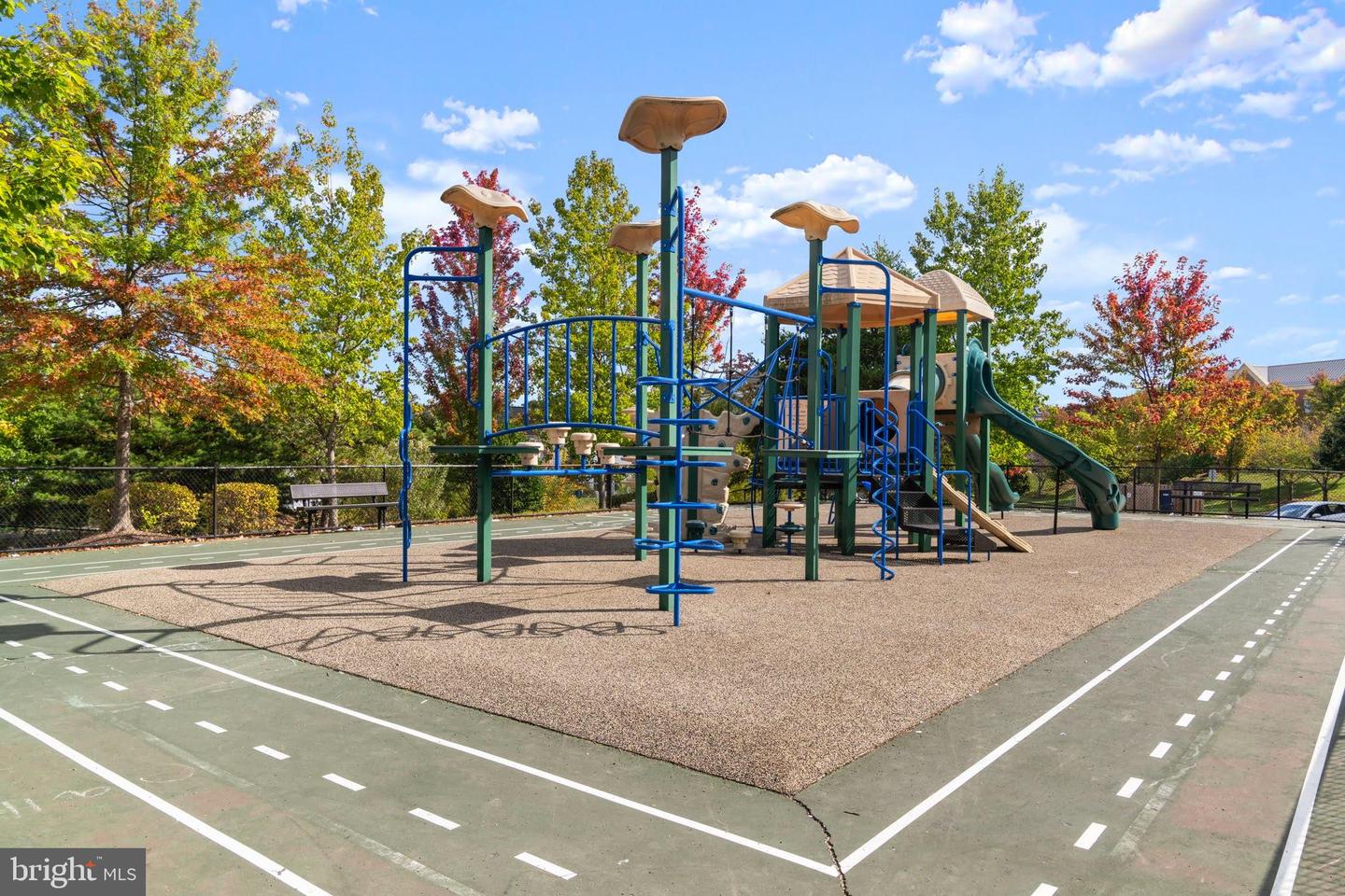 12658 STONE LINED CIR, WOODBRIDGE, Virginia 22192, 3 Bedrooms Bedrooms, ,2 BathroomsBathrooms,Residential,For sale,12658 STONE LINED CIR,VAPW2105754 MLS # VAPW2105754