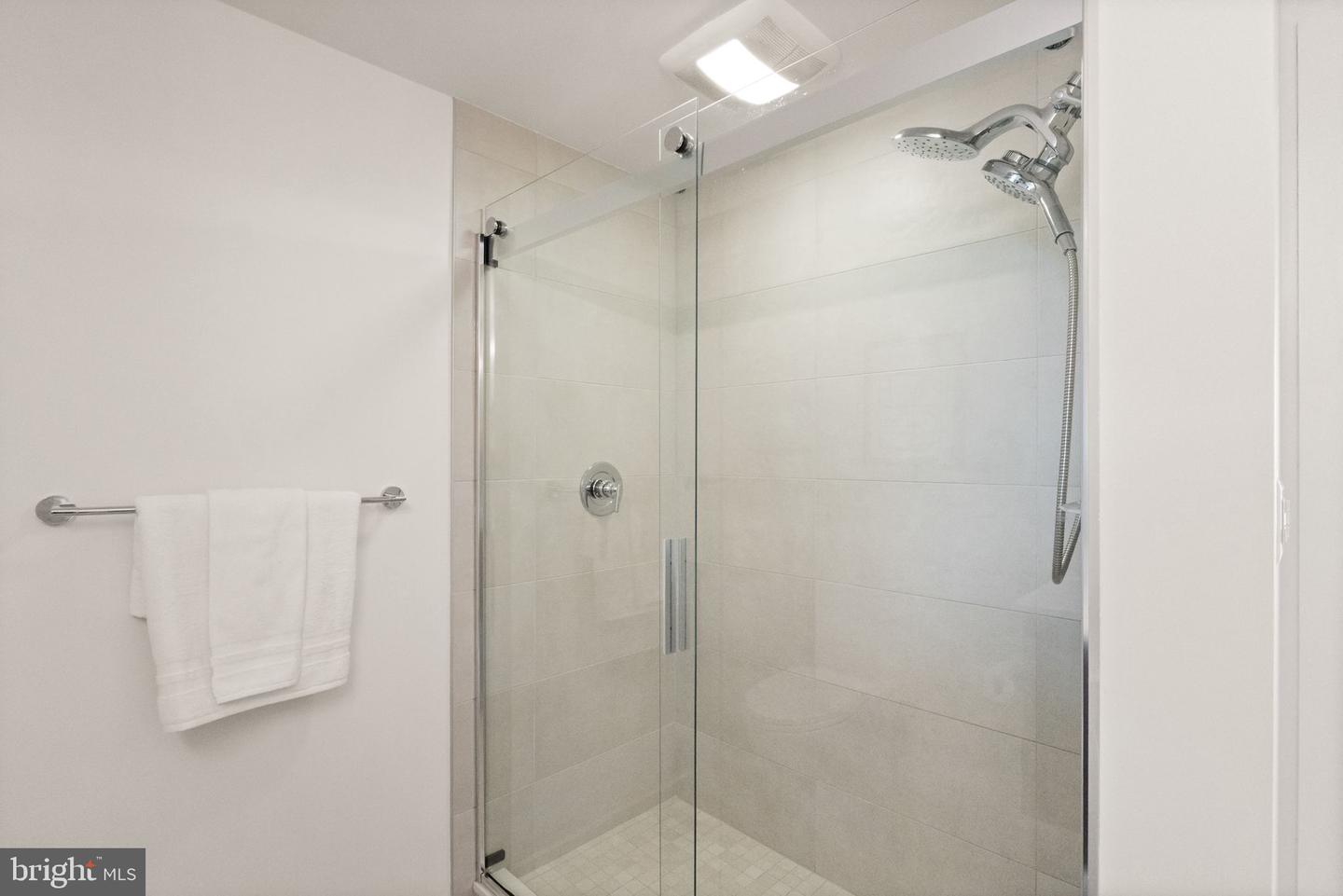 37 L ST SE #1102, WASHINGTON, District Of Columbia 20003, 2 Bedrooms Bedrooms, ,2 BathroomsBathrooms,Residential,For sale,37 L ST SE #1102,DCDC2226502 MLS # DCDC2226502