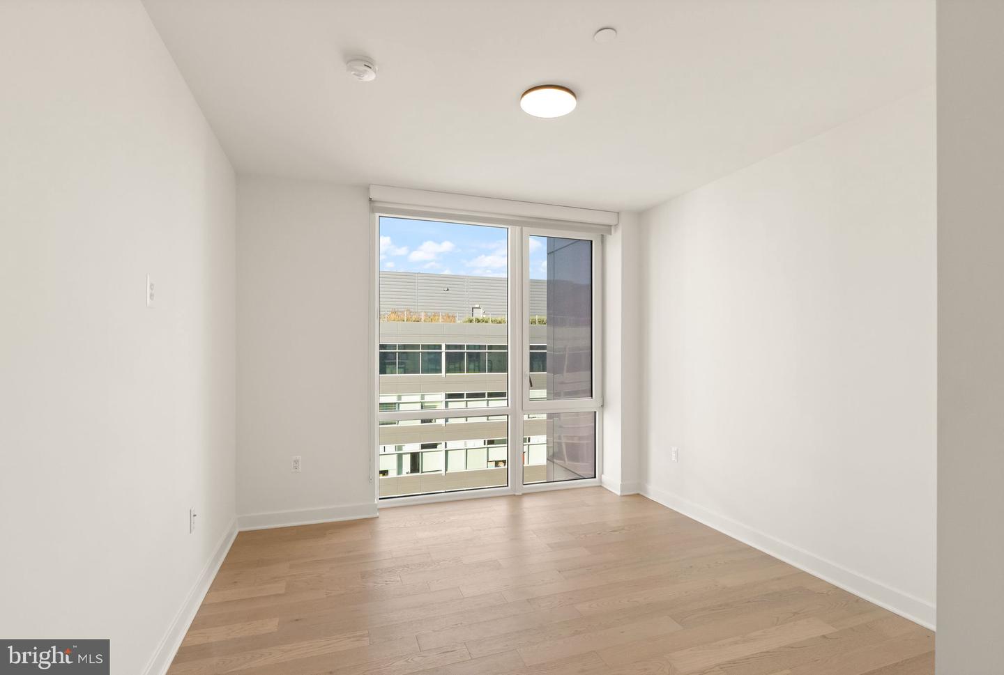 37 L ST SE #1102, WASHINGTON, District Of Columbia 20003, 2 Bedrooms Bedrooms, ,2 BathroomsBathrooms,Residential,For sale,37 L ST SE #1102,DCDC2226502 MLS # DCDC2226502