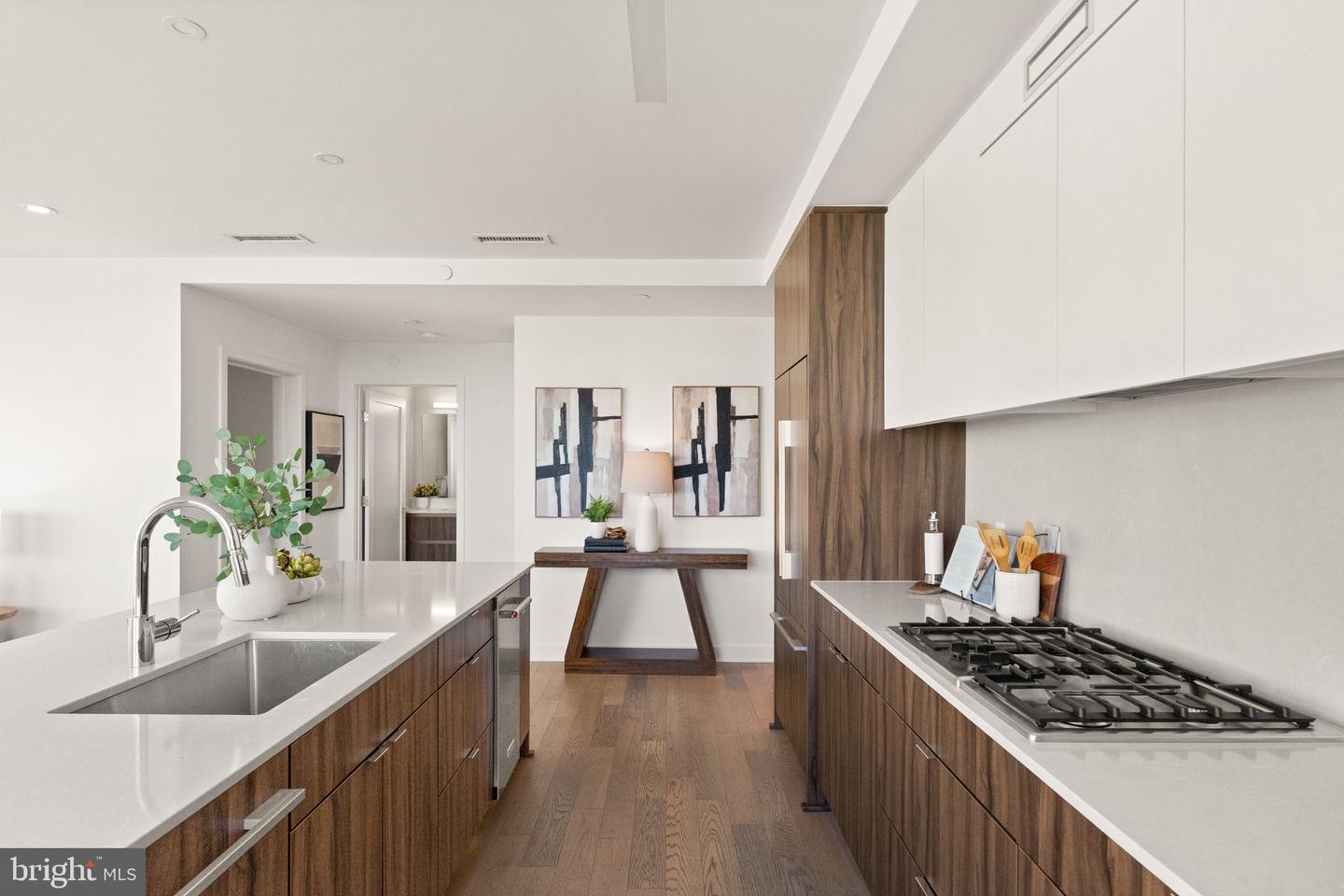 37 L ST SE #1102, WASHINGTON, District Of Columbia 20003, 2 Bedrooms Bedrooms, ,2 BathroomsBathrooms,Residential,For sale,37 L ST SE #1102,DCDC2226502 MLS # DCDC2226502